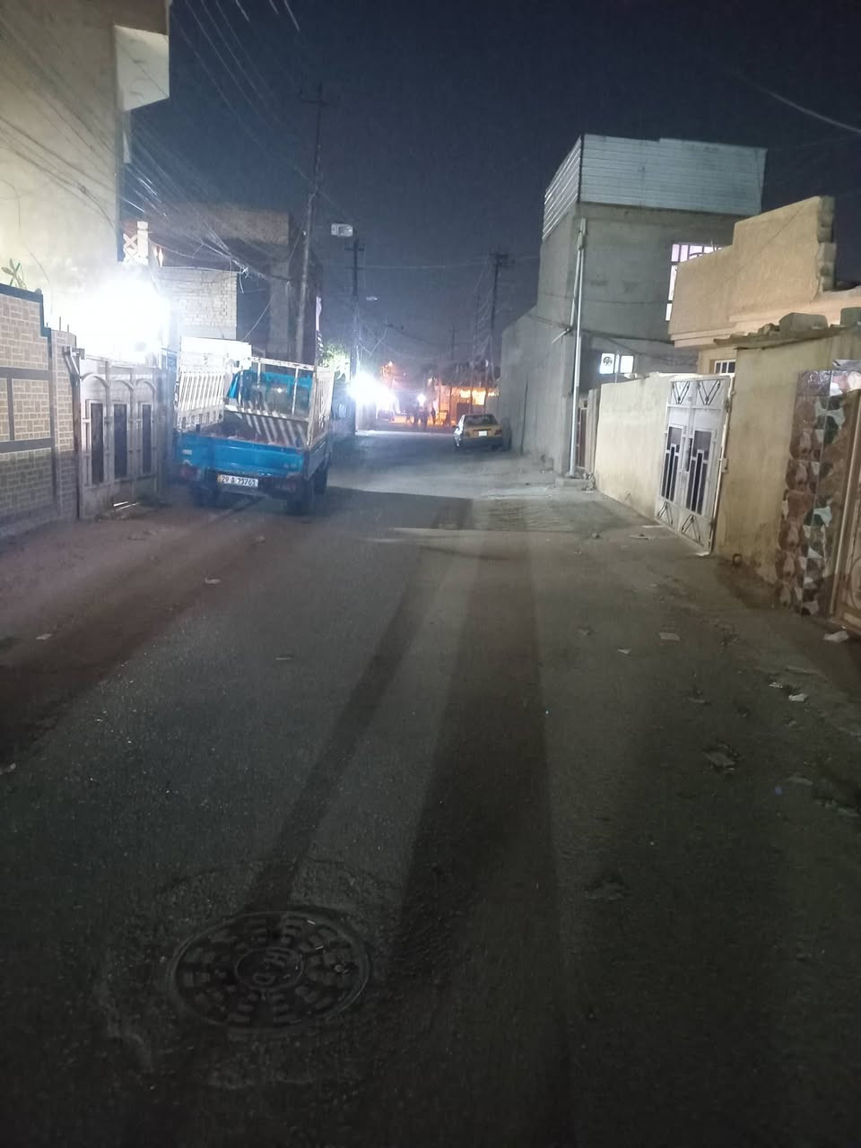 السلام عليكم دار طابو زراعي سند ٢٥ المساحة ٨٥م جسر ديالى مقابل عماره الدفاعي شارع الحدادينثاني فرع على اليسرى بسعر الارض ب٣٨ وبي مجال طابق واحد للاتصال ***********
