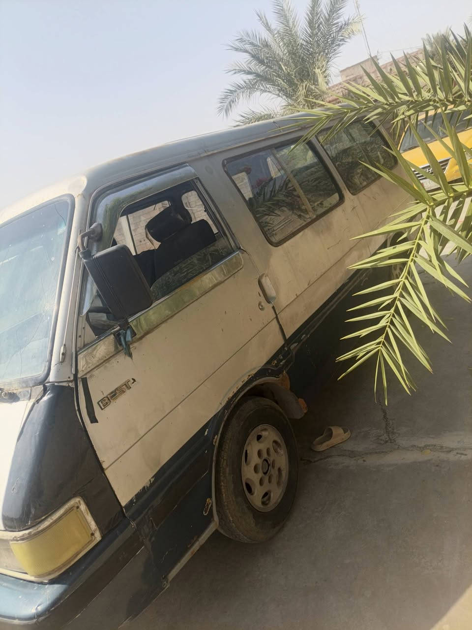 سلام عليكم كيه بستا البيع محرك بي صرف باتري وسلف وكير واكسل جديد
بور شغال تايرات نضيفات 

مصفره هيه وقرامات تريد تحويل تريد وكالة 
مكاني ديالى شهربان
***********
***********
