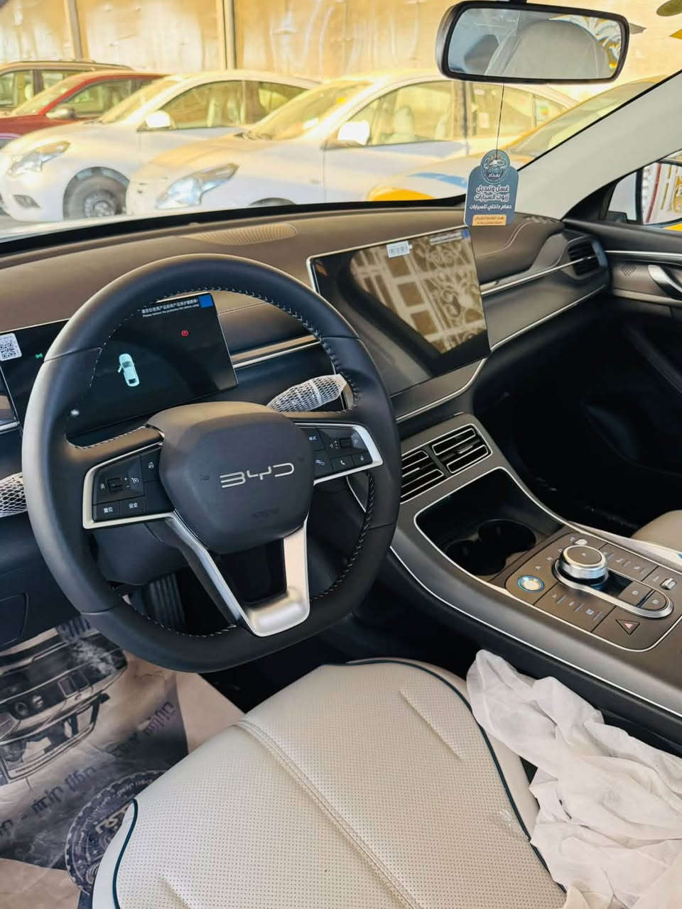 بي واي دي دستروير 2025
مكفولة زيرووو

🤍 اللون: أبيض
✨ نظافة عالية جداً 

🪪 تترقم بغداد
⚡ محرك 1500 هايبرد

🔋 3 أنظمة: شحن ذاتي + هايبرد + شحن خارجي
🔹 مقاعد جلد أبيض رياضية 

🔹 لايت داينمك عالي وناصي أوتو
🔹 شاشة كبيرة قلابة 
🔹 كامرة خلفية دوارة
🔹 بكلايت LED

🔹 بصمة + كارت
🔹 هاندر بريك بصمة + أوتو هولد
🔹 كيجات شاشة🔹 LED أوتو + LED صباحي 
🔹 تبريد قطعتين

🔹 10 إيرباك 🛡️
🔹كير ماوس 
ملحقات وشاحن كاملة 
💯 السيارة جاهزة ونظيفة جداً
..

العنوان بغداد 
معارض النهضة الفرع الثاني ❤️‍🔥
للاستفسار اكثر ***********

