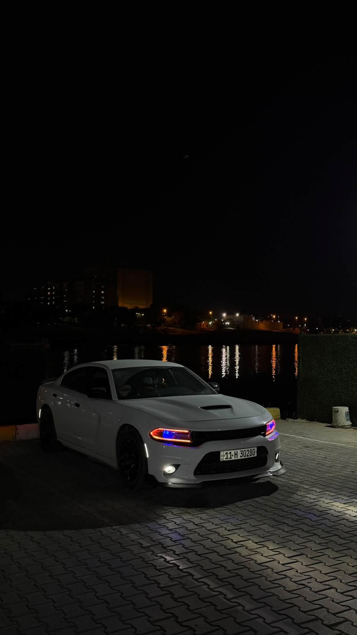 جارجر sxt 2019 خليجي كفاله عامه
محدث كامل GT 

دواخلها كله محدث تغطيس كاربون فايبر 

دركه SRT واناره متغير الالوان زراعه كامل 

ماشيه 70 الف فقط 

رقمها بغداد باسمي 

كير ومكينه كفاله السياره جاهزه من كل شي 
معروضه 228 ورقه
مكان السياره بغداد زيونه 

***********
