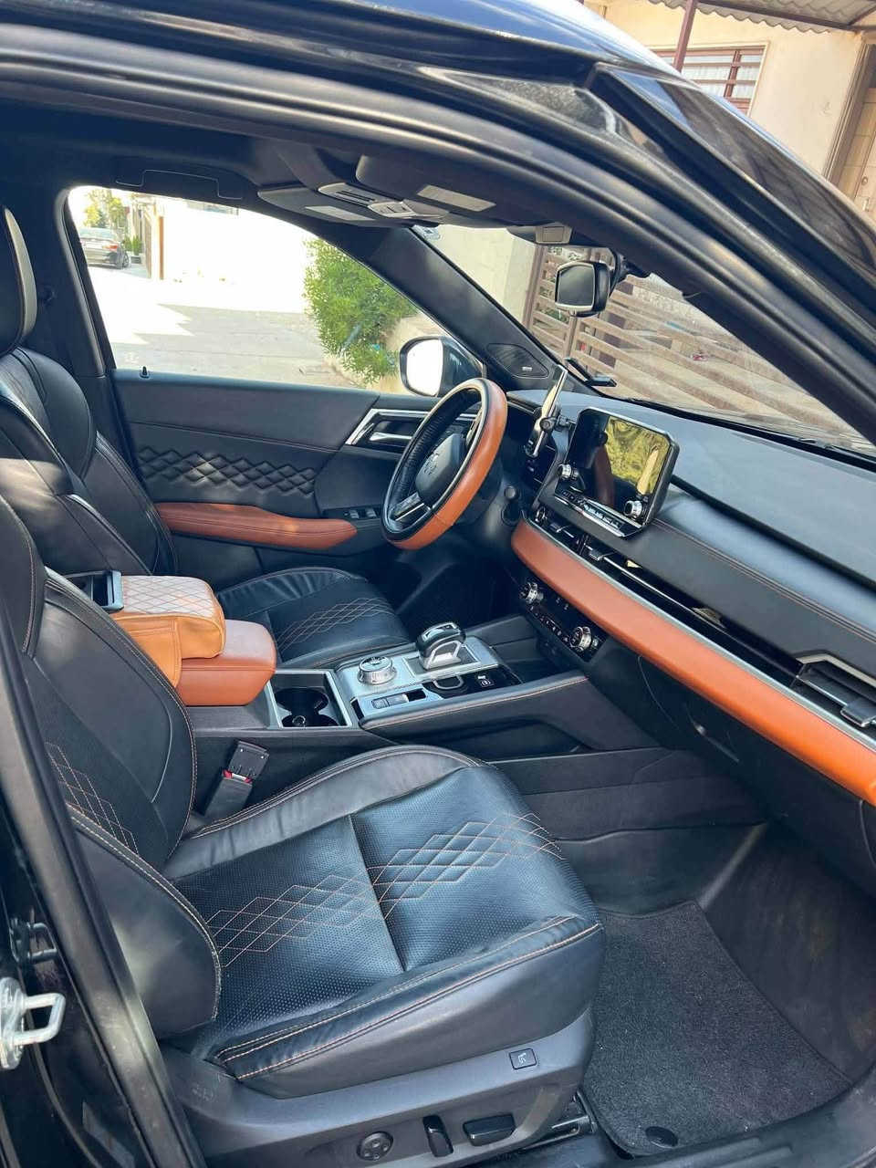 Outlander phev 2023
تەڵەب خاس
ناو قەیسی قەپات قەپات مواسەفات لە هیچ ئاوتلەندەرێکی تر ئەو مواسەفاتەنە نیە
٤ کوشن هیتەر 
داتاشۆ
کوشن مەساج
کامێرای ٣٦٠
حاسەی ٣٦٠
مکەبەرەی boos
سنوق شاپ
پانۆرۆما
کوشن کارەبا
نیشاندەری ناوچەی کوێر
ئەپڵ کارپلەی و ئەندرۆید ئەوتۆ 
زۆر مواسەفاتی تر
٢ دەرگای بۆیاخە بە بیلاد گۆراوە
ئێرباگ تەنها شان تەقیوە و دانراوەتەوە بە بیلاد
نرخی تەنها ٢٥٠ گەڵا و معامەلەیەکی کەم
ژمارەی مۆبایل 
*********** السليمانية, العراق
