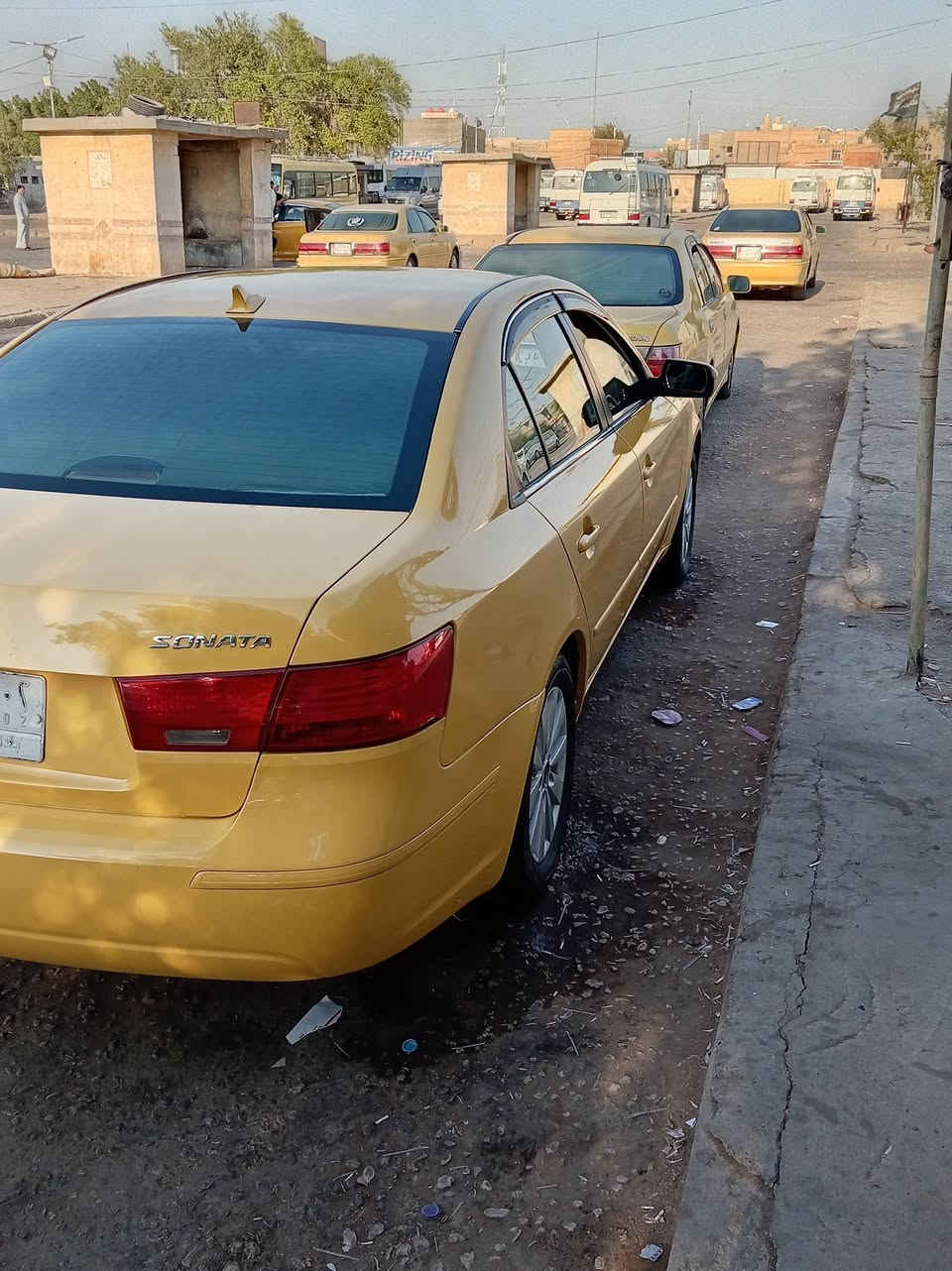 السلام عليكم للبيع سوناتا 2010 وارد أمريكي حادثه من امريكا جاملغ خلفي جهة الأيمن والباقي ليبل واحد مكينه وكير وتبريد مشروطات سياره ما عايزه كلشي مال جناي صبغه جديده باسمي مداور ثاني يوم السعر 107وبيه مجال
***********
