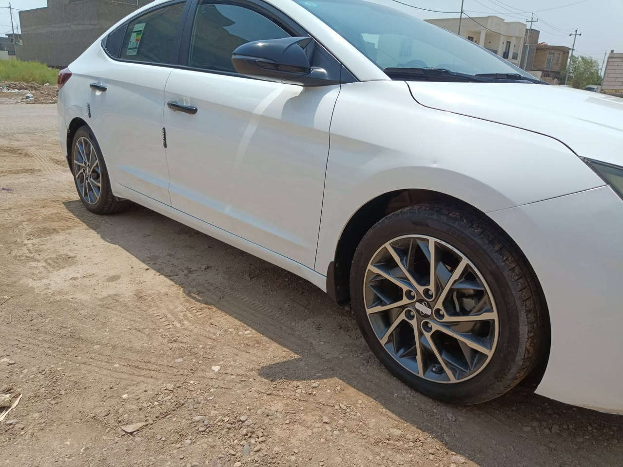 النترا 19 خليجي كفاله عامه باسمي رقم بغداد نكليزي سنويه 31 وهزه جديده 
سلام عليكم 
النترا 19 شكل 20 خليجي كفاله عامه باسمي رقم بغداد نكليزي سنويه 31 وهزه بعد ماساقطه تتحول باي مكان 
فول مواصفات عدا بصمه 
كشن جلد بلادي 
 وفتحه سقف 
ارضيه جلد 
تضليل عازل حراري جامات مغلفه 
بابين مغلفه نايلون حمايه 
شاشه ايباد كبيره وكاميرا 
3 انظمة قياده 
محرك دوش وكير 6 نمر وضع شركه 
تخم تايرات جدد ويل 17 عنكبوت 
لايت لد بلادي اشاير لد 
لمسات صاج 
سستم سكوبات وكفرات مري  باتمان وسبايدر 
ويدات أيضا 

سياره مال جناي جاهزه شرط تحويل ثاني يوم باسمي 
مكاني بابل تقاطع السده 
السعر 157 وبي مجال للطيبين 
***********
