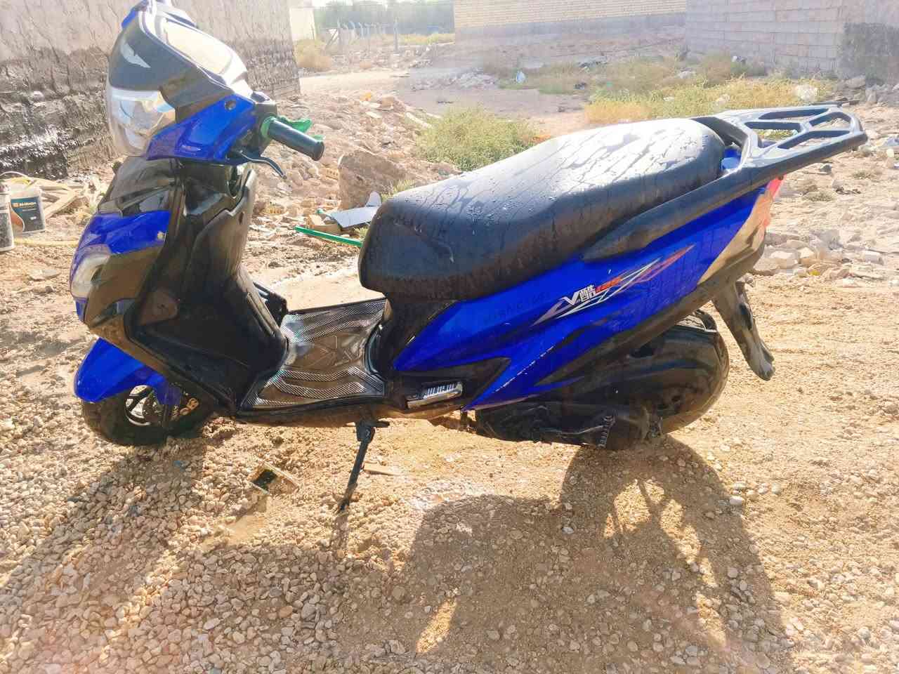 مدراجه سكنز ضخمه بصمه تشخيل عن بعد جهاز انذار دراجه خير من الله برغي مامفتوح بيه مكينه مكفوله شرط تكمز منضومه زنون بيه سعر 500 مكاني كربلاء ***********
