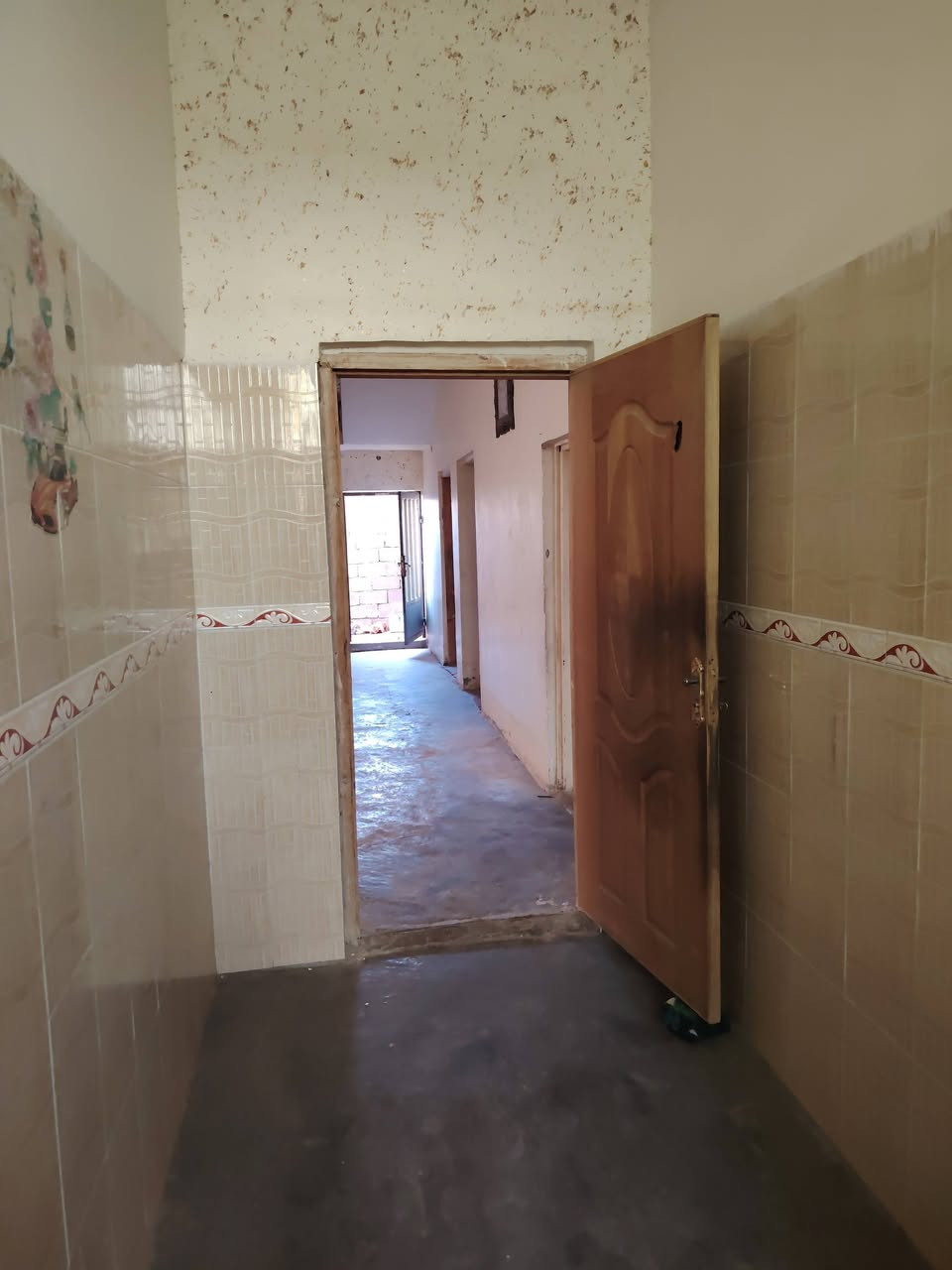 بيت للأيجار طابق واحد ٢٥٠ متر في حي الشهداء قرب شارع ابوالنسور
٢غرف نوم +مطبخ+صاله+ حمام+صحيات٢+ مناور2
للأستفسار
***********
***********
***********

