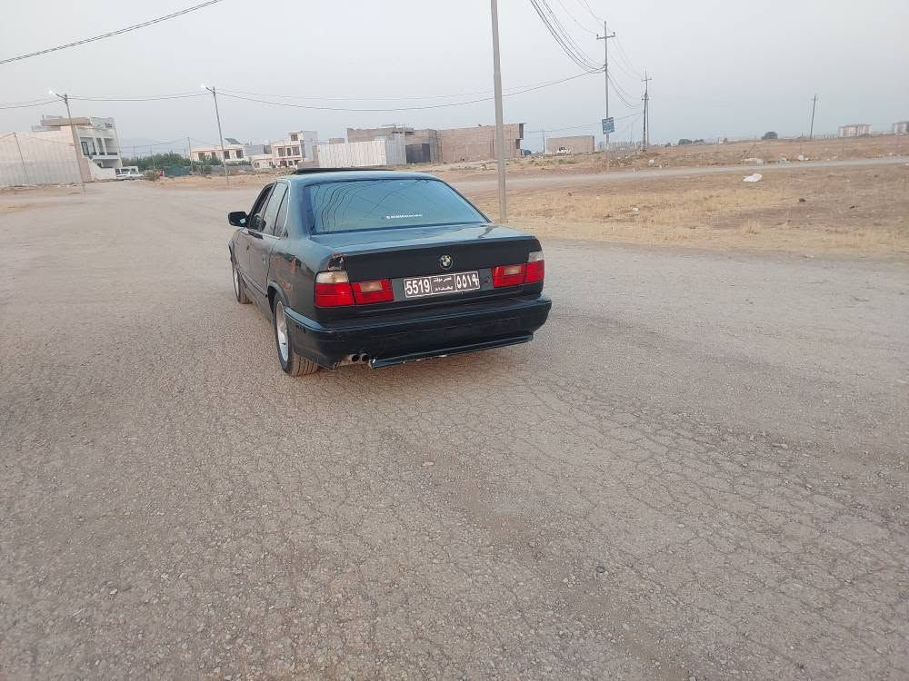 🌹بەناوی خوای گەورەومیهرەبان ‌🌹      
BMW  525
مۆدێل1993                   ***********
 ئاڕمی پلاستیکی هەولێر  ئاڕم و ئەوەلیات و بڕاوەبەشەرت مەکینەکەپسی 525 گێڕتۆماتیک گێڕو مەکینەی بەشەرت تەقەوڕەقەی بەشەرت پێش و دوای چەکوشی پێوەنیە  تازە پێش و دوای داگیراوە   چوارتایەو ویلی تازەی  لەژێره  سڵاید  لایت ئەڵقە  کامل ئەشیای تەبریدی پێوەیە سعری  22گەڵاو کەمێک معامەلە ناونیشان سلێمانی تکایەبەس فرۆشتنە   
تێبینی  سەیارە بەس موسە        ژ  . م  ***********            *********** السليمانية, العراق

