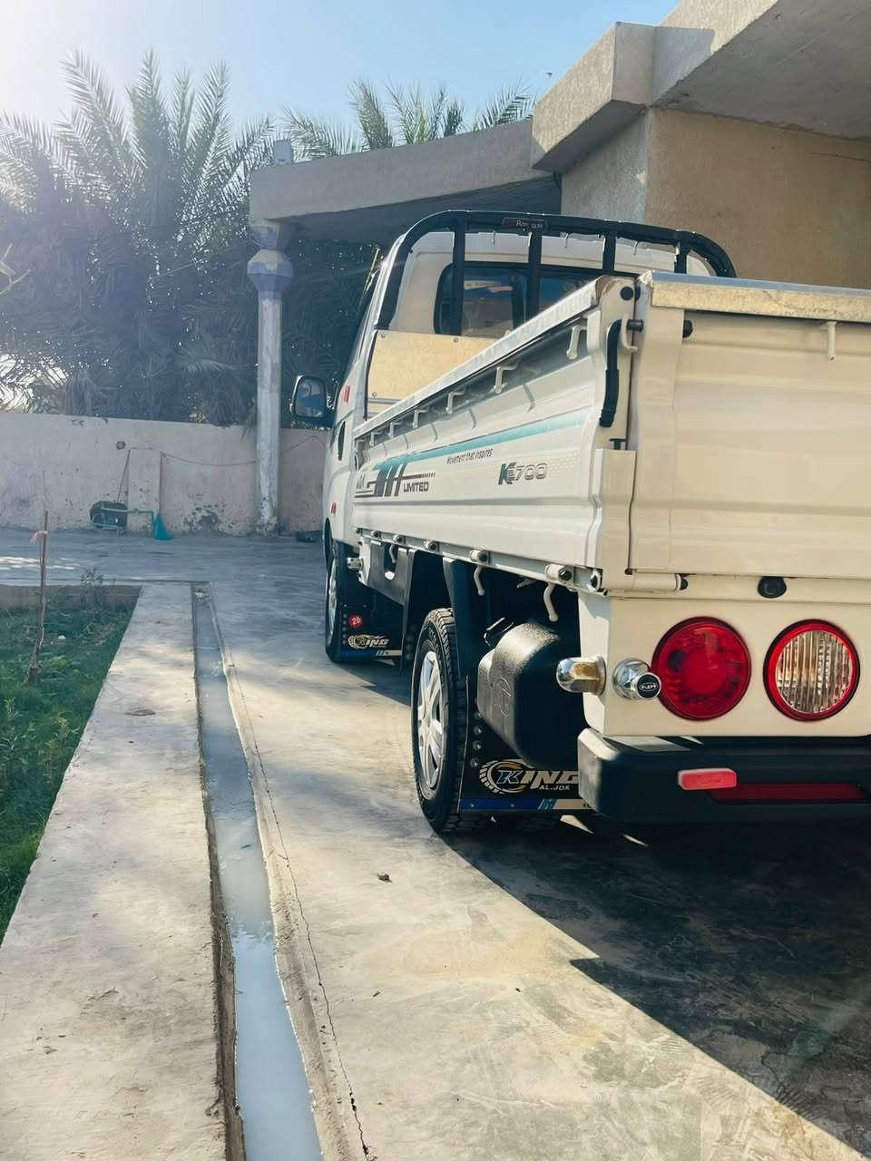 سلام عليكم كيه للبيع موديل 26  رقم بغداد  مكفوله كفاله عامه 
فول سستم 
كامل مواصفات 
دبل ارباك 
 دوشمه ارضيه وكشنات 
وسقف
ماشيه 20 الف 
عنوان بغداد  معامل الحسينيه 
سعر 177 وبيه مجال شي بصيط
 
***********
***********

