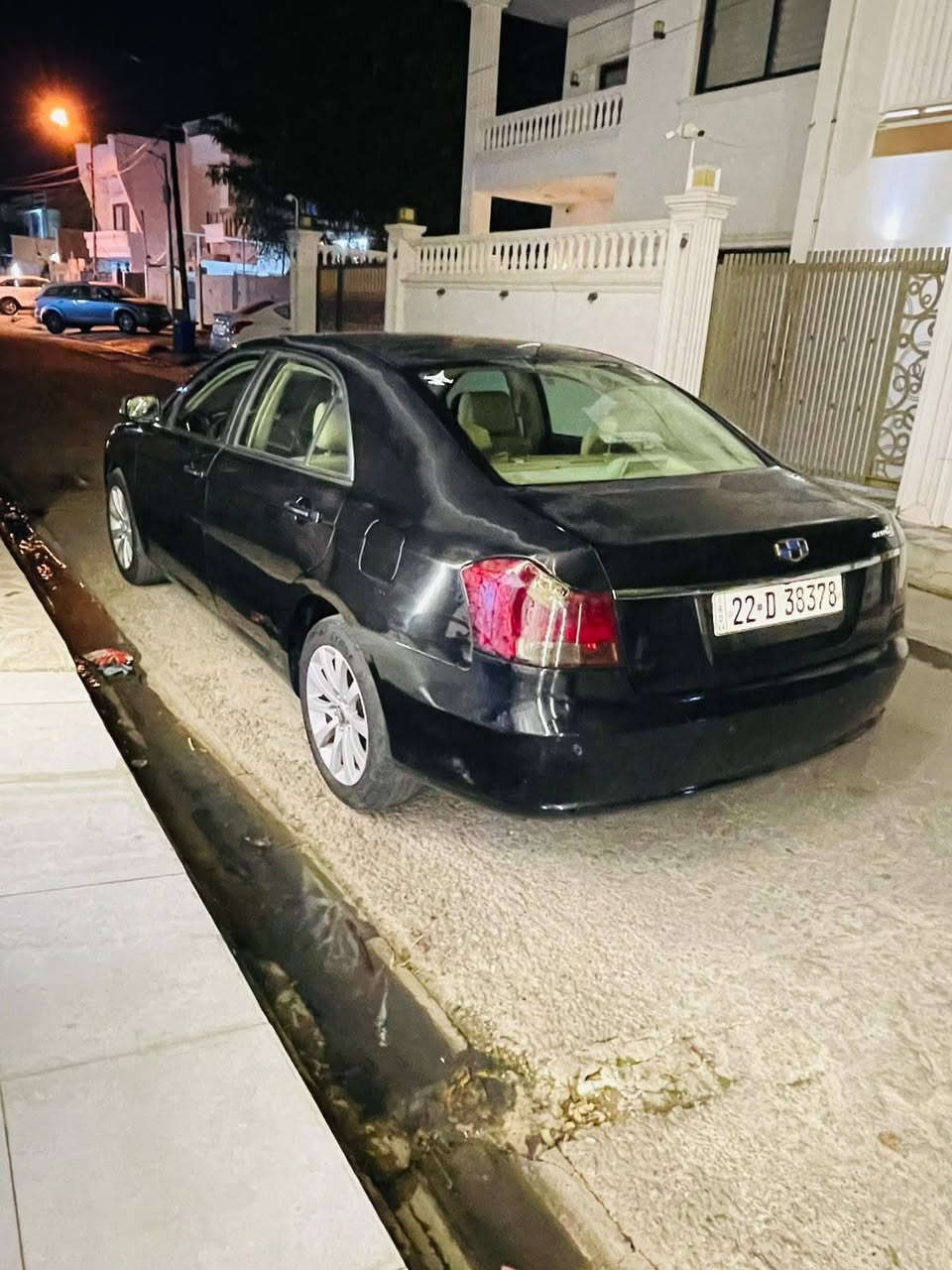 ام جراند • ٢٠١٣ • بدون صبغ