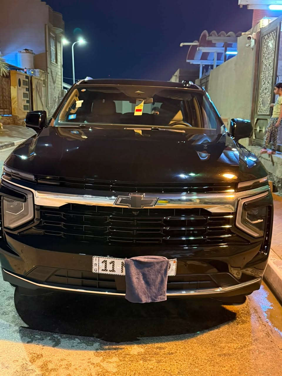 تاهو خليجي وكاله المنصور  موديل 2025 ماشيه 20 الف كيلو رقم بغداد الدولي باسمي تحويل وين ميعجبك مغلفه بالكامل من الخارج ومغلفه الداخل جلد - السياره استعمال شخصي نظيف كفاله من الرصعه بشرط --- المكان البصره 
السعر 55 الف دولار امريكي 
***********
***********
