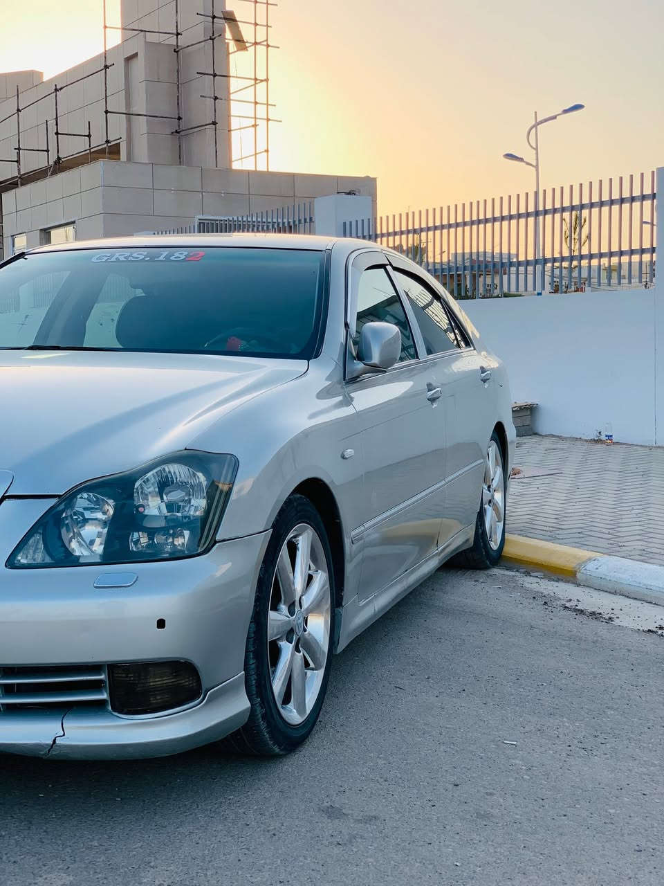 سه ره تابه ناوى خوا
شاهينه 182بئى دوكه ل
براوه براوه 
كؤدى هه يه 
ناوره شه ى ساج سور 
جلود هيته ر 
3دووگمه 
دووكوشن كاره باى كوشن غه زن 
سه ياره كه كامل مه سره ف كراوه 
سه ياره ى ماله 
4ويلى دنگه ى ستيلى لؤكى له سه ره 
سعرى خوارهه مووبازار 50گه لاومه عمه له يه كى برايانه ى تيايه 
ژم ***********(((***********
ئه دمينى دلو گول ❤️🌹

نص مكتوب في الصور:
- GRS.182