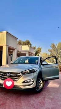للبيع توسان 2018 امريكي🚘  محرك2000 gdi(مفتوح مبدل يطق ) مكفول من تنقيص...