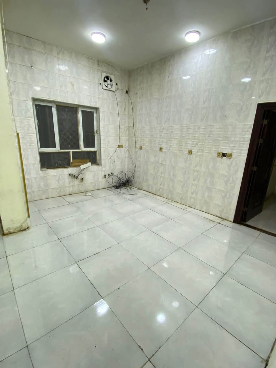 البصرة • حي المهندسين • ١٠٠م
