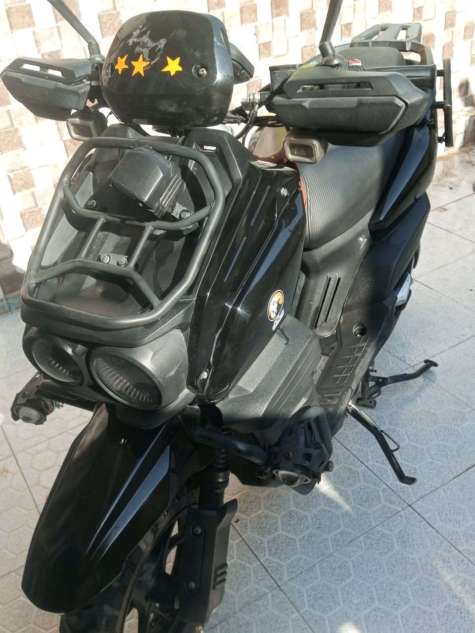 دراجه شحن اباجي للبيع اومراوس دراجه بانزين بطاريه نص عمرالاتصال***********
