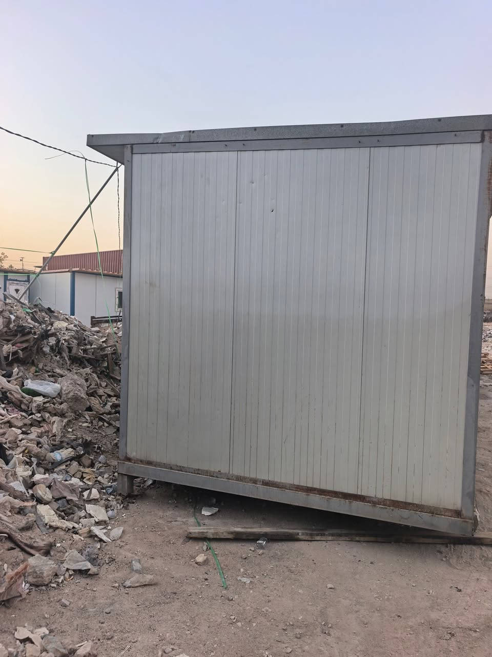 ياالله 🧿🧿🧿 يارزاق كرفان طول ٩ x ٣ قاعدة شيلمان اخو الجديد استخدام شهر واحد فقط بنظافة ٩٩ بالمية *********** عنوانا نجف الاشرف
