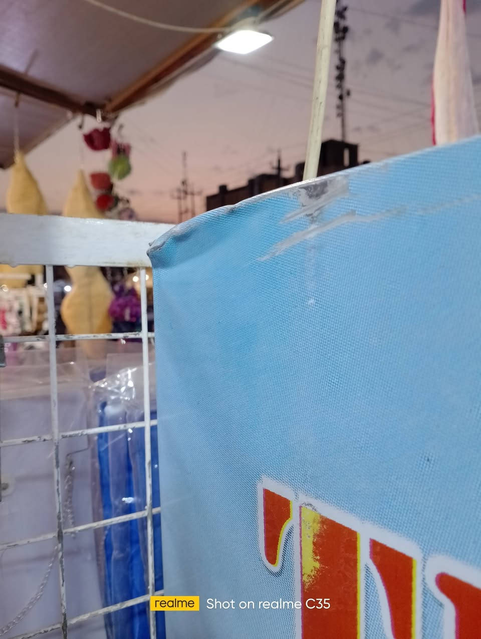السلام عليكم عندي عارضه مال ببسي للبيع شرط ما مصلحه بيه طخه خفيفه ما مئثره عليه  السعر 225بيه مجال مكاني حي الميثاق ***********
