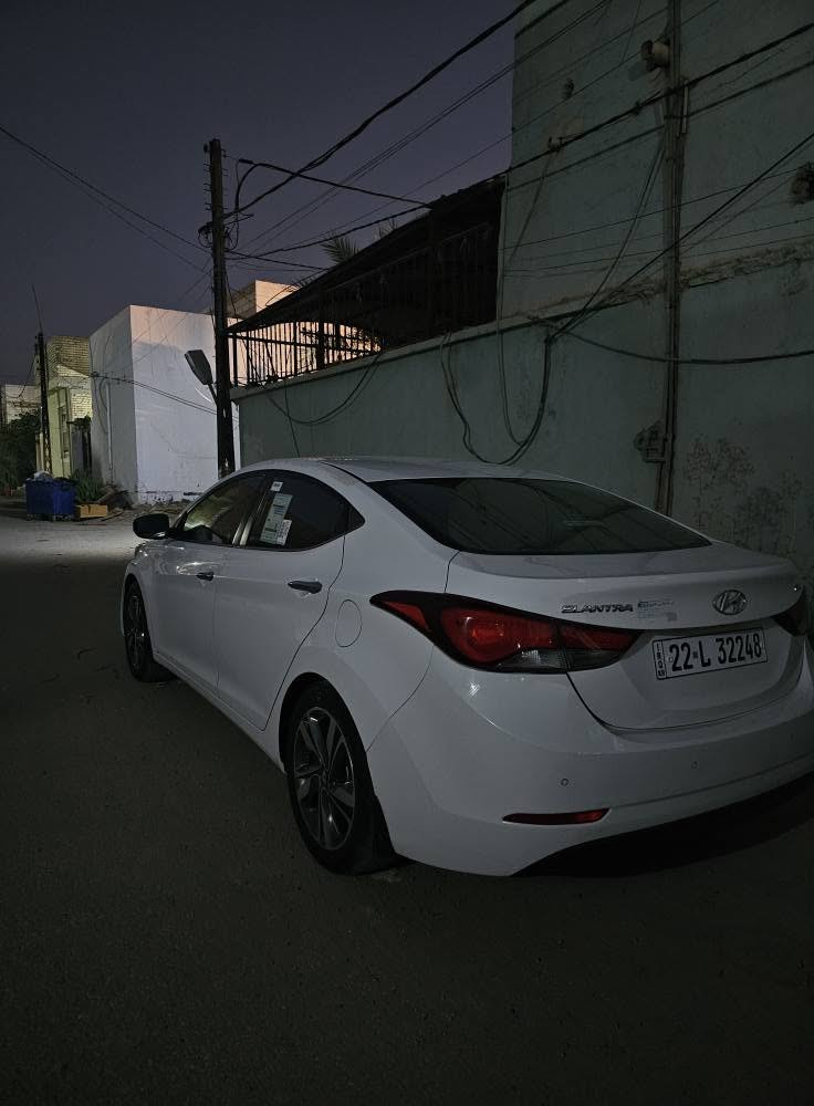 النترا 2014 شكل 2015 GLs فول موصفات فتحة بصمة
سيارة كفالة عامة ما عدى حالوبات ناعمات
كير مكينة بشرط
رقم اربيل سنوية جديدة 
السعر 125 وبيه مجال
للاستفسار 
*********** النجف, العراق
