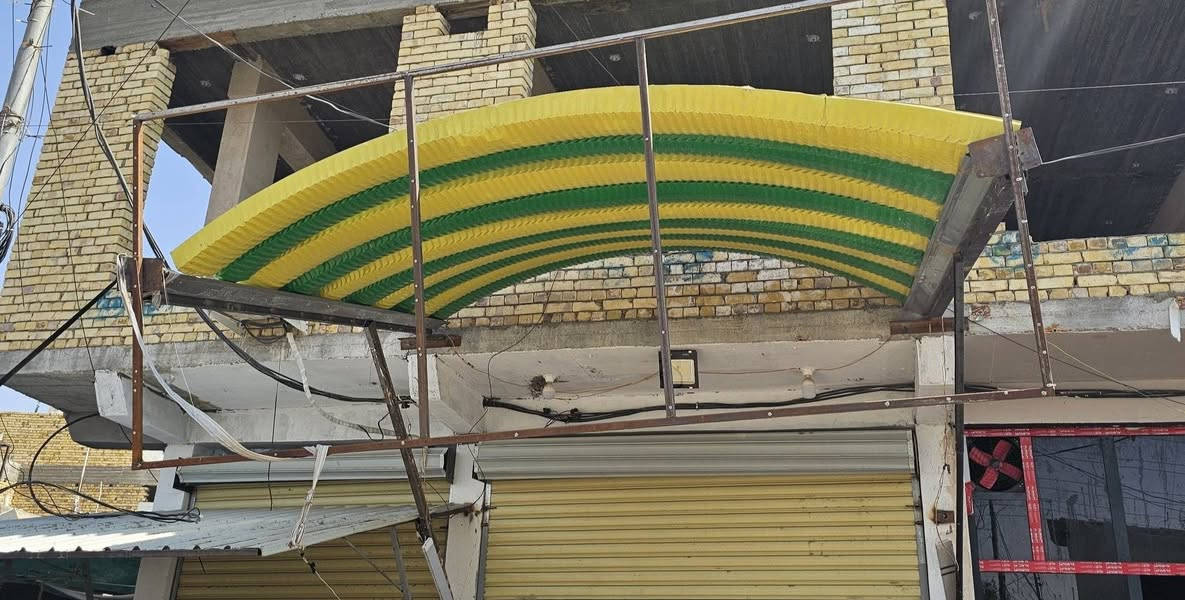 قمريه كيسبان للبيع
الطول 4 متر
العرض 3.70
كامله هي وغراضها بس جيب وشد
***********

