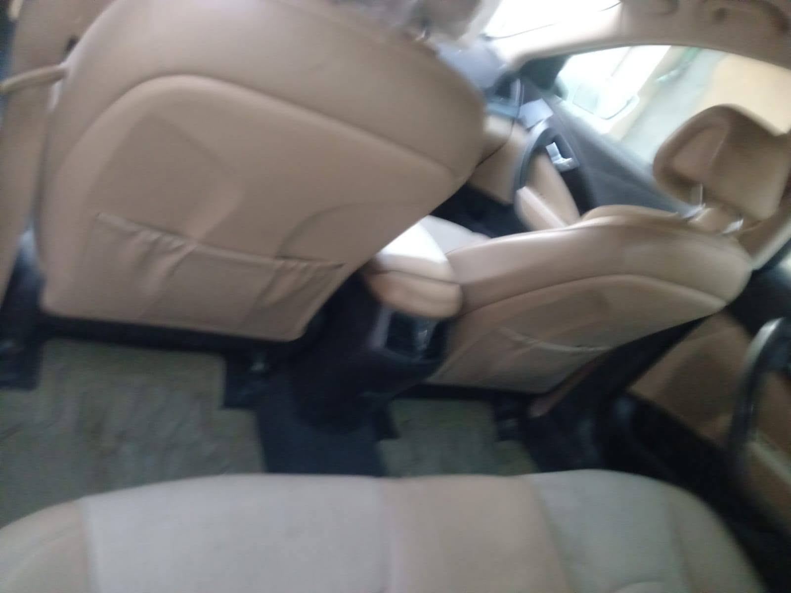 هونداي ازيرا خليجي مديل2015 محرك 3000 بية باب جة اليمنة صبغ بدون تبديل وصبغ  بالجنطك  رفم اربيل سنوية منتهية 20راعية كردي تريد وكاله تريد تحويل الرجال حاضر سعر ب115وبية مجال لشراي بيع فقط شباب *********** البصرة, العراق
