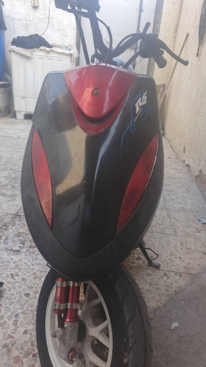 max 120
دراجه ماكس عدله
بوشه 49 مبدل ولفات 
صدر رياضي احمر
سلف عطلان
هندر واحد
شلعه ومعدل
العنوان; القبله حي القائم
السعر 400 وبيه مجال
***********
