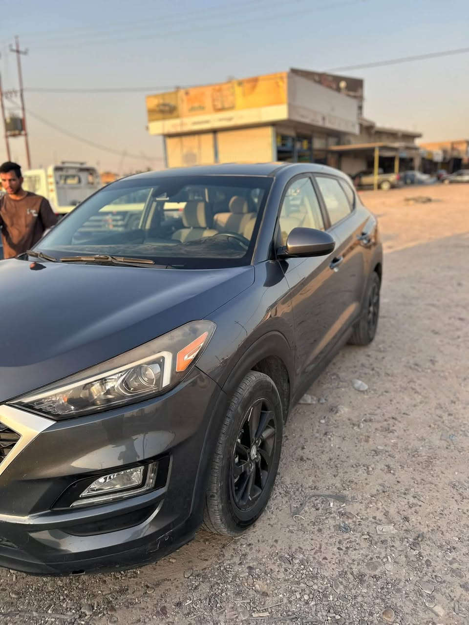 سلام عليكم توسان 2019 امريكي كلين كفاله عامه رقم بغداد باسمي تحويل ثاني يوم محرك 2000مفتوح رقم الهاتف ***********
