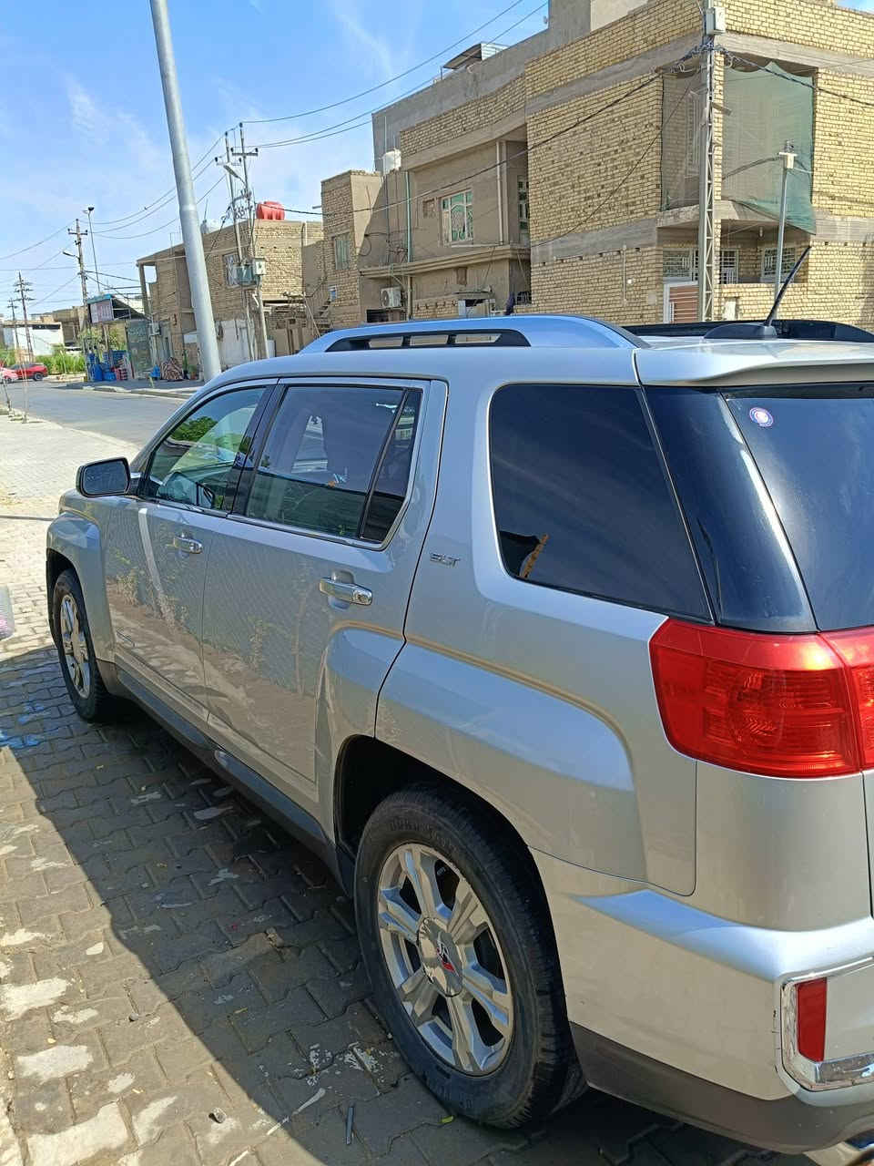 جمسي تيران بيع او مراوس 
موديل 16 
محرك 6 سلندر 
رقم انكليزي كربلاء 
حادث خفيف مرفق بالصور 
تخم تاير وباتري جديد 
صدرها 90%
مكان السيارة كوت 
السعر 110 
‏‪***********‬‏
