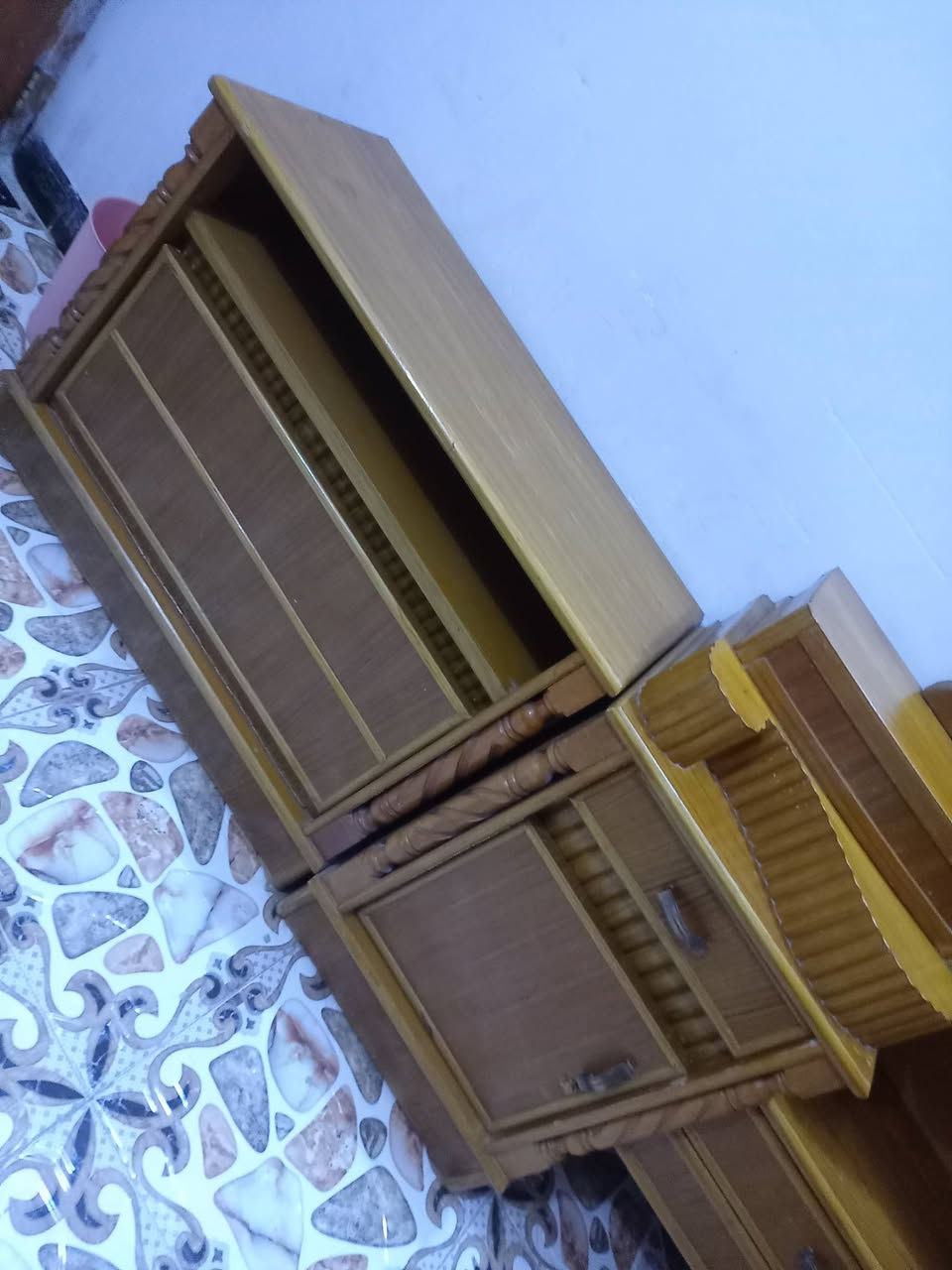 غرفة نوم • للبيع • اتصال