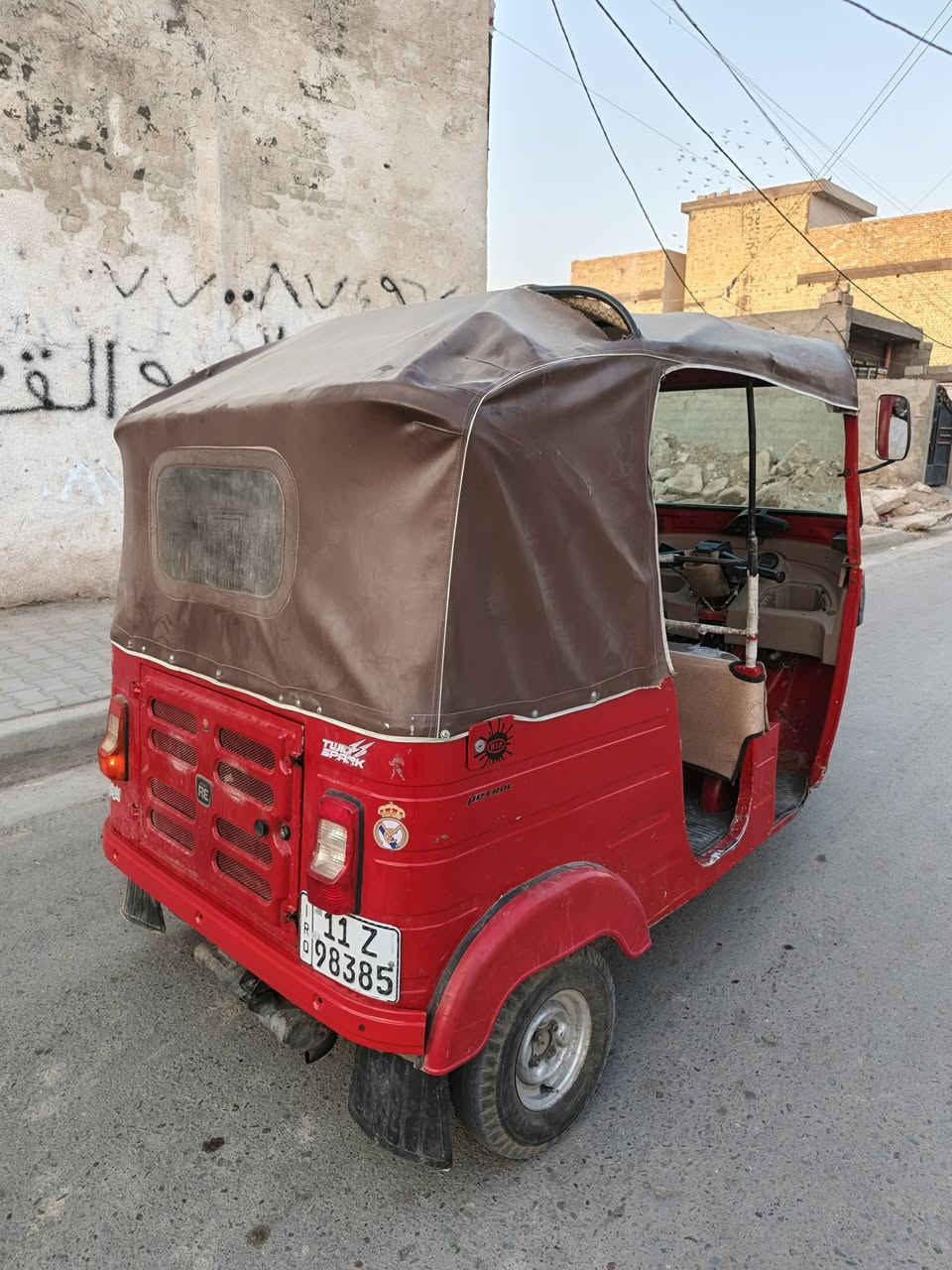 السلام عليكم تكتك2018  مصبوغة جماليه مكينه كهربائيت خير من الله تخم تاير جديد السعر4600وبيه مجال رقم بغداد نكليزي رقم الهاتف*********** مكاني بغداد الشعب
