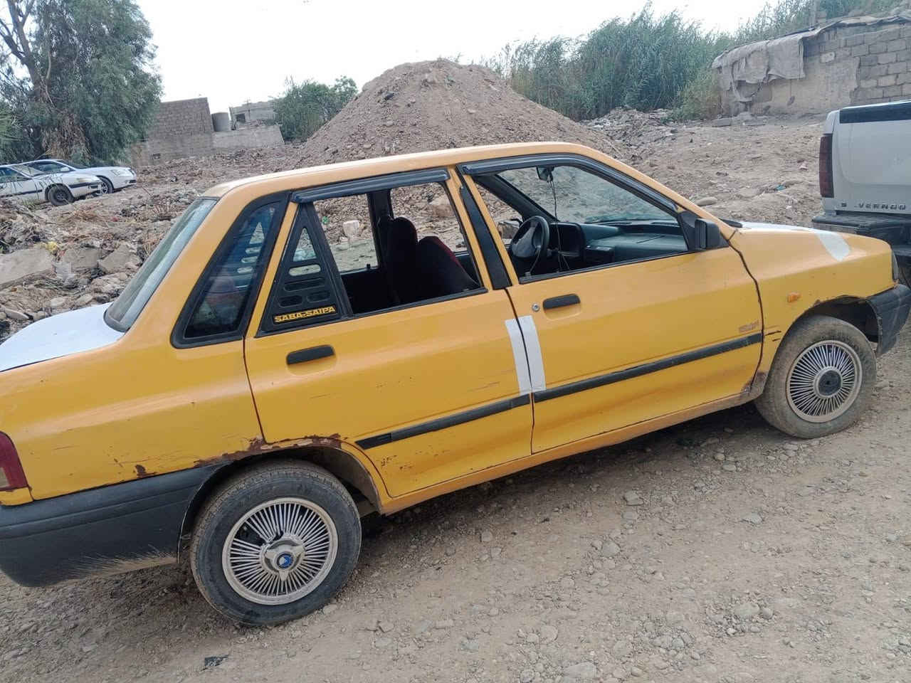 كير ومحرك شرط غرامات صفر هيه عليه 197سنويه 2026 شرط الوكالة والتحويل شرعيها بلموصل مشروع وطني السعر 15 وبيه مجال بصيط مكان السيارة موصل اليسر حي النتصار رقم الهاتف***********
