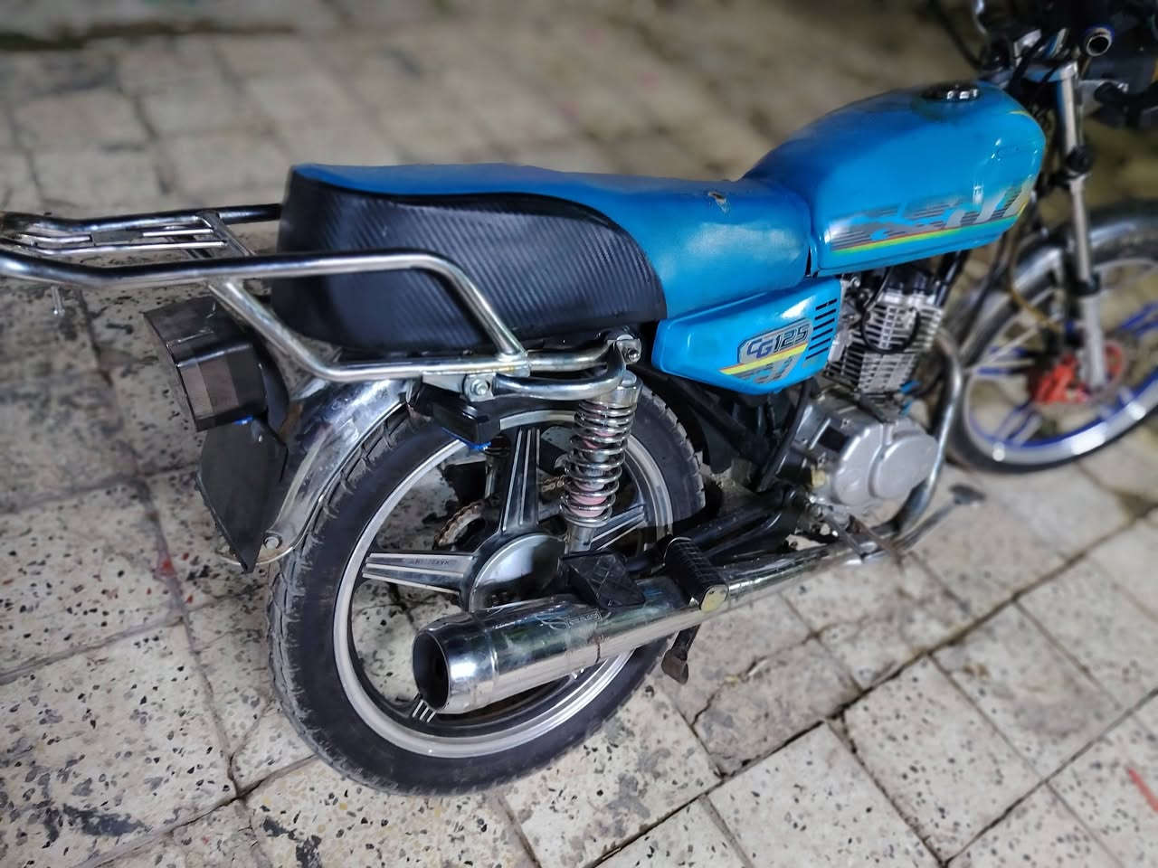 سلام عليكم 🖐🏻
✅للبيع سونك___ اربعة كير.   __ 2024

🏍️دراجة بيه هندر سبنرك داخلي مكسور
. صلنصة كاتم 🏅
.  . ويل نجمة 🏅
. بيه  وراق ثنين منفيز بيهه  🏅
.  
السعر{475} وبيهة مجال حك الجيه❤️

مكاني _واسط _صويره 📍
ابو٣٠٠و٣٥٠لا تعلق ولا تدخلي  خاص
مو شراي  لا تطبلي ولا دوخني ❌

راسل او اتصل على الرقم ✅
المذكور***********
