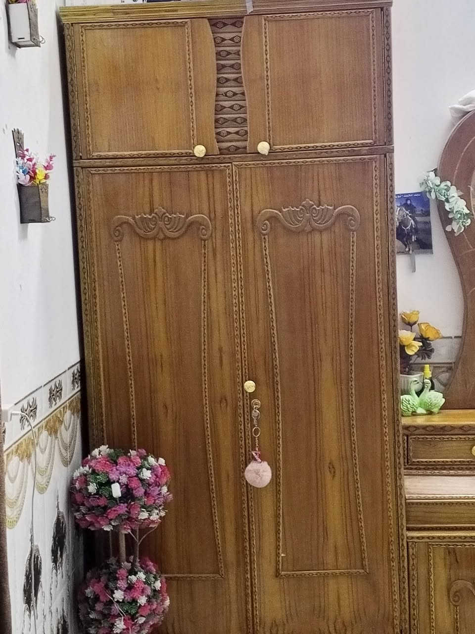 سلام عليكم غرفة نوم عراقيه للبيع المكان الديوانية قضاءالسدير السعر اتصل على الرقم***********
