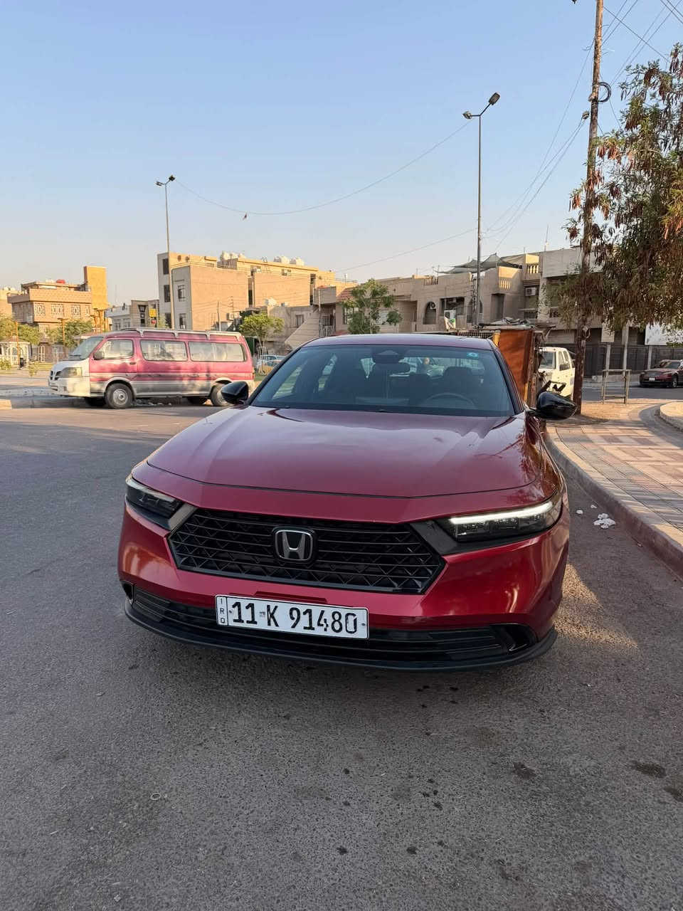السلام عليكم
هوندا اكورد 2025 سبورت رقم بغداد

محرك 2000 هايبرد

الممشى  30,000 كم 

تبريد قطعتين امامي وخلفي 

تبديل جاملغ وبنيد فقط  
السعر : 178$
العنوان / بغداد الكاظمية

***********
