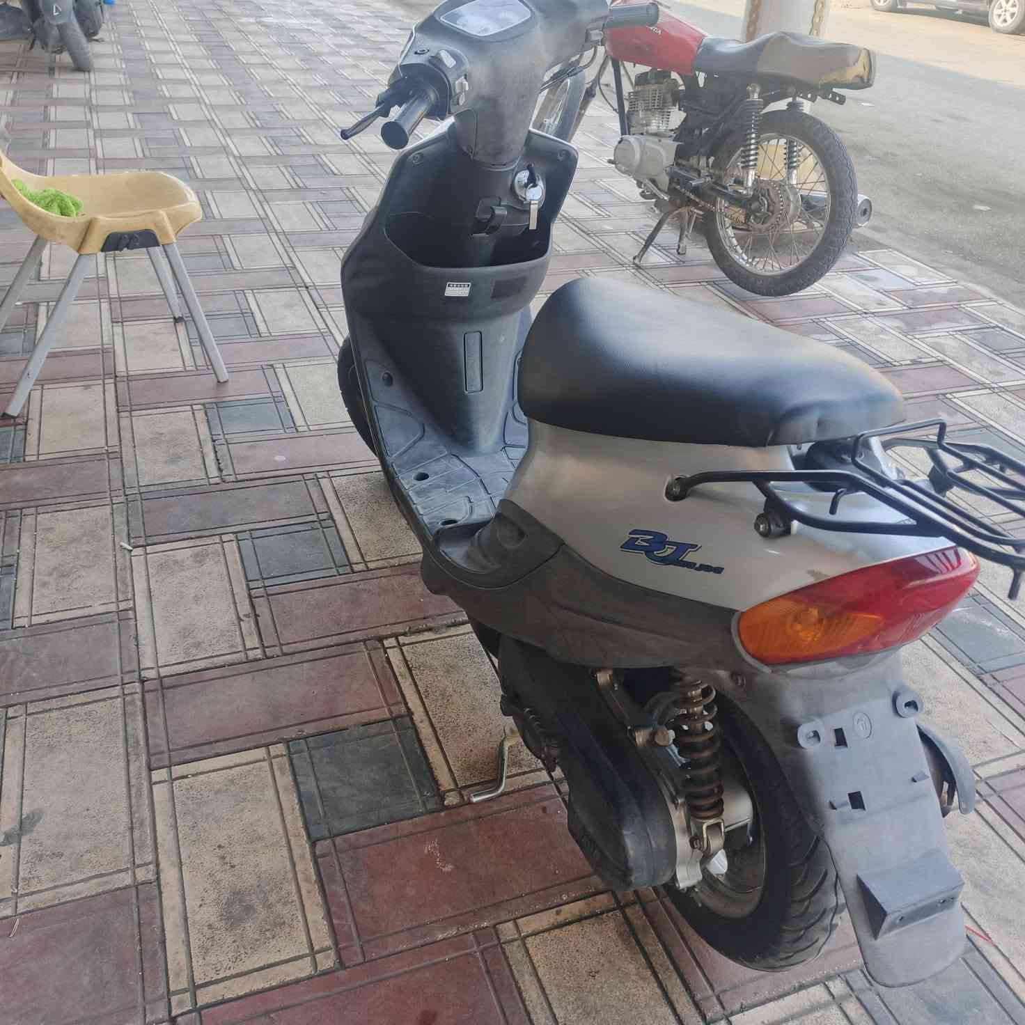 بيجي • سلف • معدل