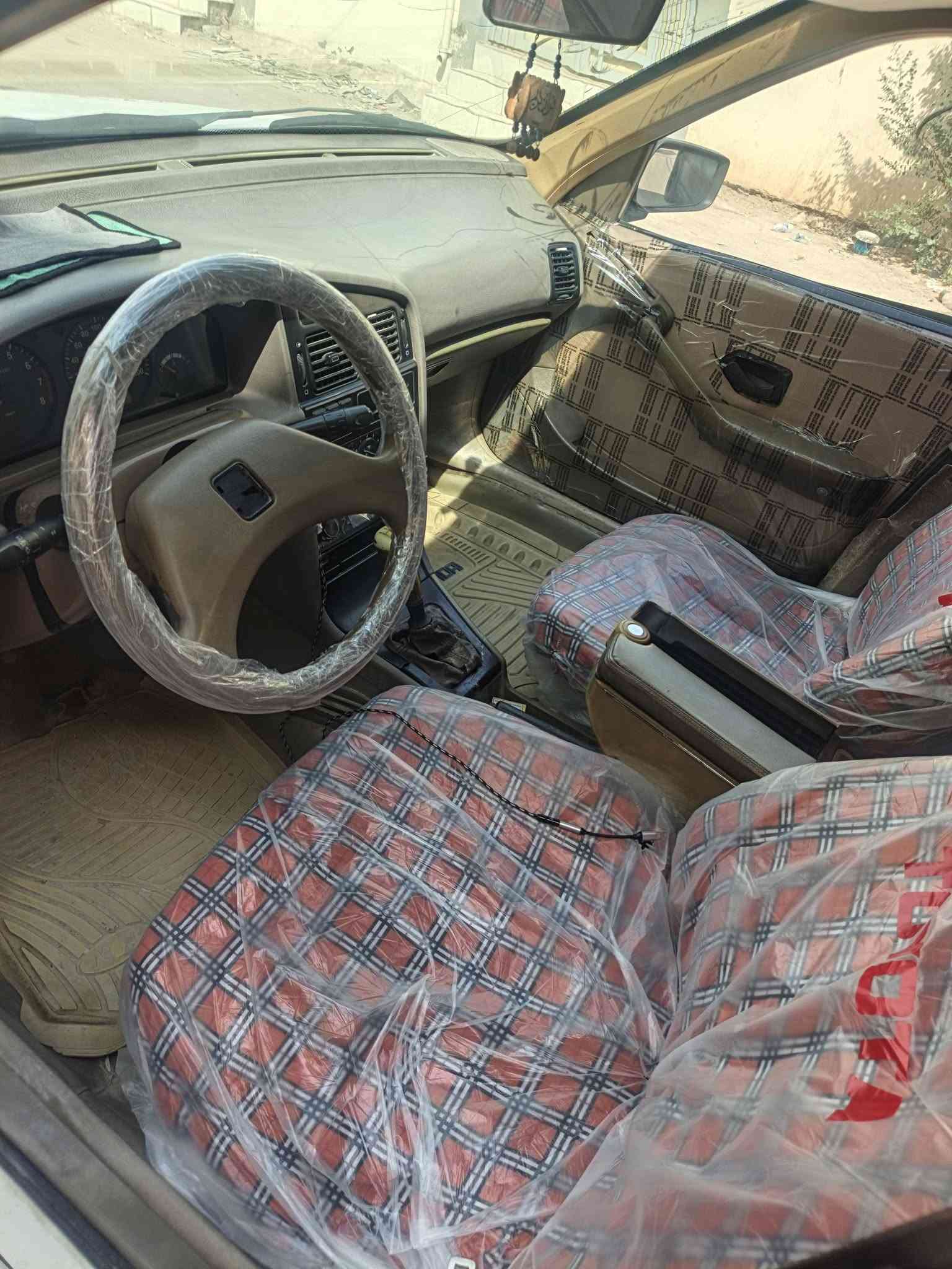 السلام عليكم بيجو 405 رقم نجف بسمي مداور ثاني يوم 
مكينة وكير جدد وحداديه السعر 28 وبيها مجال ***********
