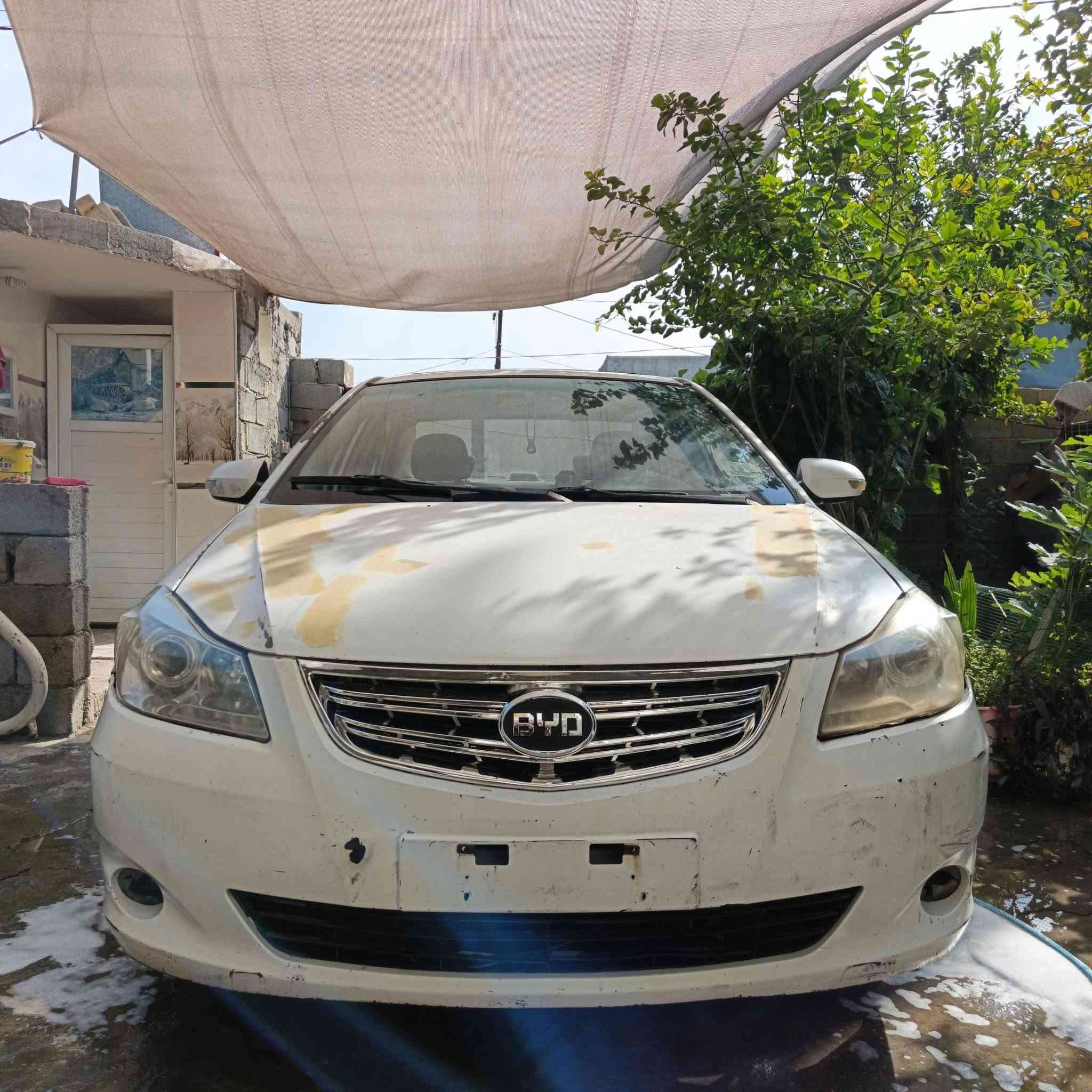 السلام عليكم اخوان BYD جي 3 موديل ٢٠١٤ مزاد وزارة الداخلية تترقم بغداد سيارة كير مكينة خير من الله تبريد  ثلج منظومة جديدة صدرها زين غرفتها نظيفة حيل كهربائيات  شغالة سعرها ٣٣ و بيها مجال 
مكاني/ ديالى/ بعقوبة /قرب تقاطع القدس 
للاستفسار خاص او اتصل عالرقم :*********** و بي واتساب
