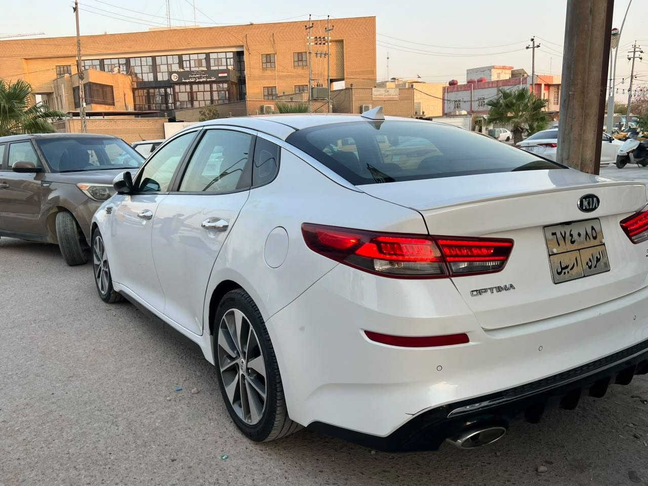السلام عليكم 
كيا اوبتمه 2019 فئه ال S
فول مواصفات عده الفتحه 
مكينه 2400
للاستفسار ***********
السعر 120 ورقه وبيه مجال
مكان السيارة الديوانية
