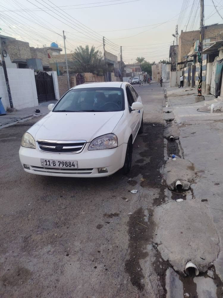 فورنزه موديل ٨ بيه مكانت صبغ لغد شاصي مكفول محرك كير تبريد خير من الله سنويه جديده مكان السياره بغداد حي النصر قرب العبيدي *********** بغداد, العراق
