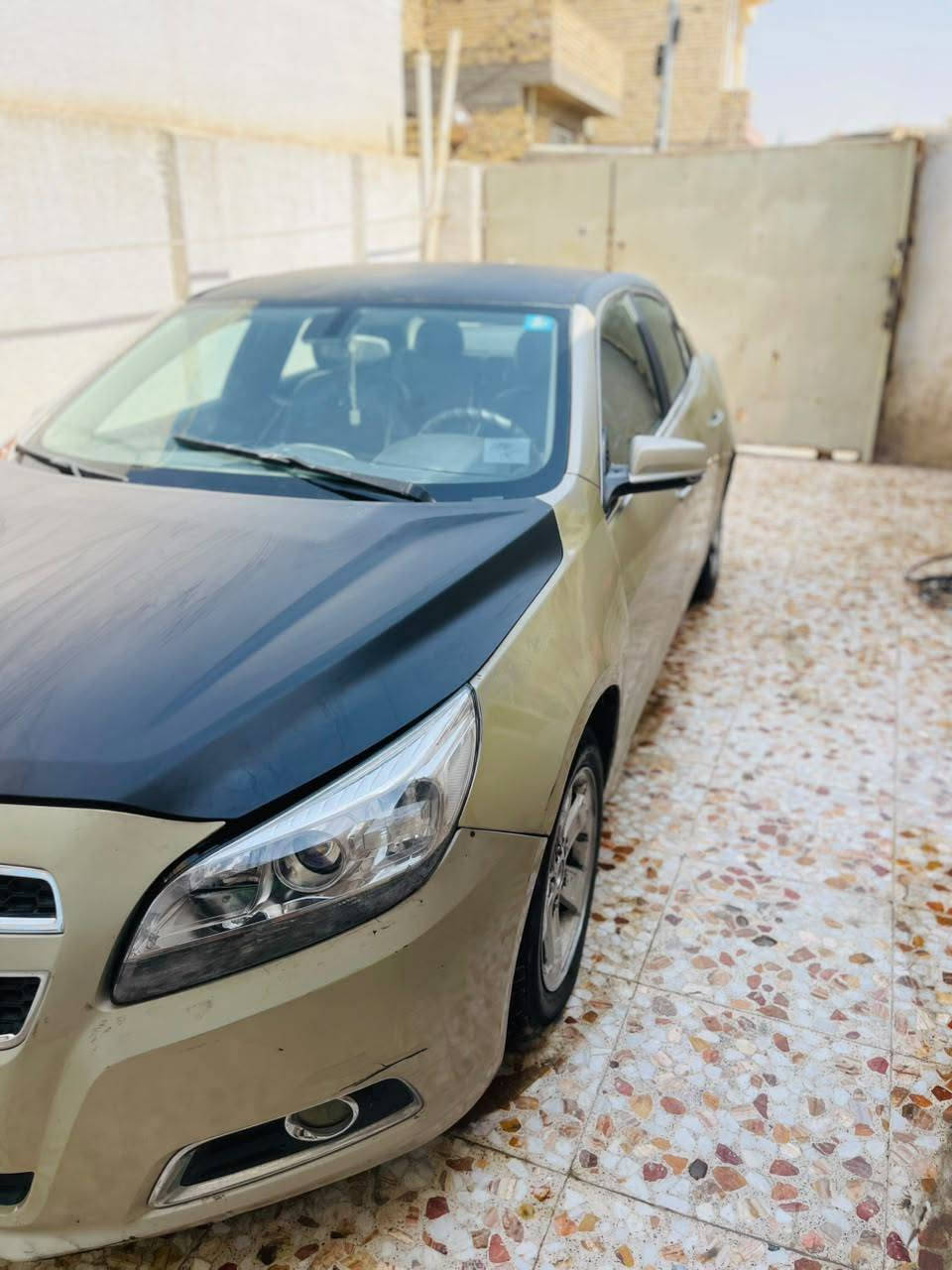 ماليبو مديل 2016 🚗 السعر 49 بيع فقط
مكينه 2500 كير  جدد  🚀
رقم قادسيه  مالكها يمي بل حله سنويه لل 30
مصفره غرامات 
مغلفه فابلون اسود 
السياره كهربائيات سنتر لوك عالي ناصي كله عله وضع الشركه 
🚀باتري جديد حداديه جديده نقص بس دبلات خلفيه  مكان السياره حله للبيع فقط السعر 49 الرقم *********** السياره بيها جفيه بسيطه عله جه السايق ومصلحه الباقي خير من الله

