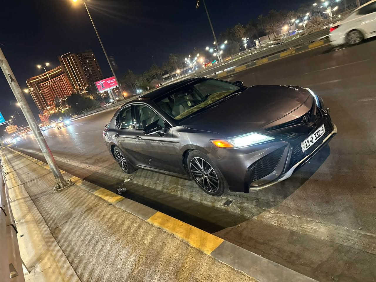 🚘 للبيع | Toyota Camry XSE 2023

🔥 أعلى فئة XSE – فل أوبشن

✨ المواصفات:
• محرك 2.5L
• قير أوتوماتيك
• شاشة وسطية كبيرة
• شاشة عدادات رقمية
• مقاعد جلد
• مقاعد أمامية كهربائية
• تسخين وتبريد المقاعد
• فتحة سقف (بانوراما)
• تشغيل بصمة
• دخول ذكي
• كاميرا خلفية
• حساسات
• مثبت سرعة
• أنظمة أمان ومساعدة للسائق
• جنوط XSE رياضية
• إضاءة LED
• بصمة تشغيل

🔧 الحادث: جاملغ + بنيد
📸 صور السونار مرفقة بالمنشور 

صور الحادث اتصل على الرقم

📍 المكان: بغداد – زيونه

📞 للاستفسار:
 ***********

‏‎🔴 لمعرفة السعر / علق داخل المنشور اي تعليق ويجيك رد اب اقرب وقت 
——————————————————
‏‎⚠️ السيارة اعلان ممول غير تابعه للصفحة ونحن ليس لدينا علاقة في تحديد السعر وغير مسؤولين عن الاتفاق الذي يحدث بين البائع والمشتري
‏‎مع تمنياتنا للطرفين بالتوفيق

————————————————
