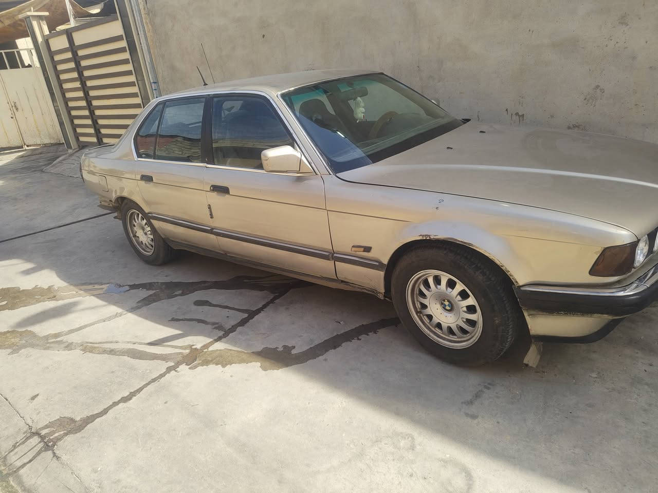 للبيع بي ام موديل 1989 735 i
للاتصال ***********
واتساب ***********

