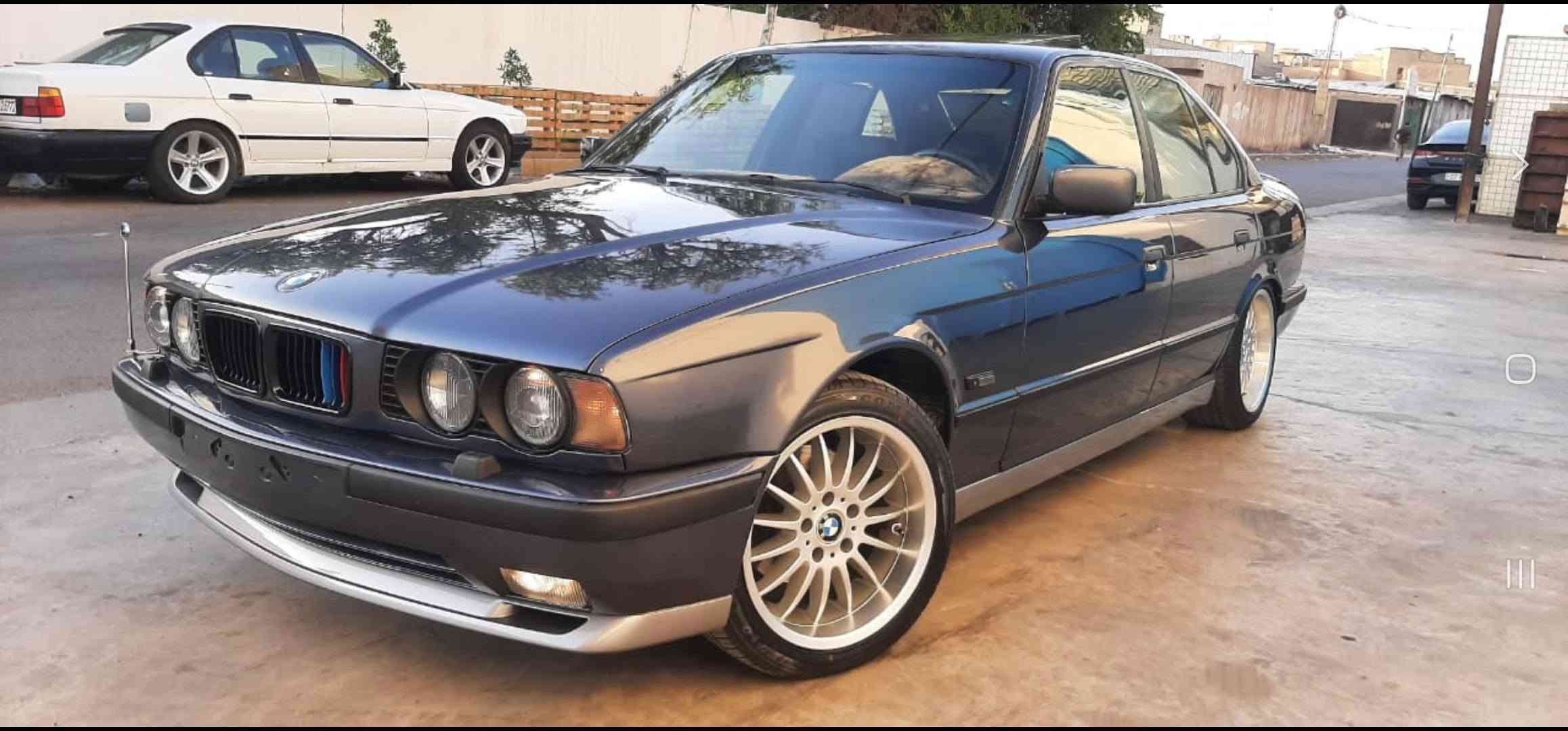 للبيع ٥٤٠ موديل ٩٥ سيارة جديدة ومميزة
دعاميات mاصلي
كشنات ريكارو
بردات عدد ٥
ويل جدا. اقي ومميز حجم ١٧
سلايد
لايت دخاني اصلي
بك لايت دخاني اصلي ماركة هيلا
قاه.ة رقم اصلية ماركة  هيلا
دركة ستيرن m
شفت ستيرن كهرباء
ارضيات شركة
صيدلية 
عدة صندوق
امانة الله السيارة مص،وف عليهة كلش هواي مصبوغة يم احمد البصراوي وميحتاج اكول شنو شغل احمد 
للاستفسار رقمي بي واتس اب ***********
اخوان الشراي يتصل والسيارة غالية مو رخيصة ميعجبك السعر اترك تعليق يعكس اخلاقك 
سعر السيارة ١٢٥٠٠$ بيع فقط بدون مراوس والسعر قابل
