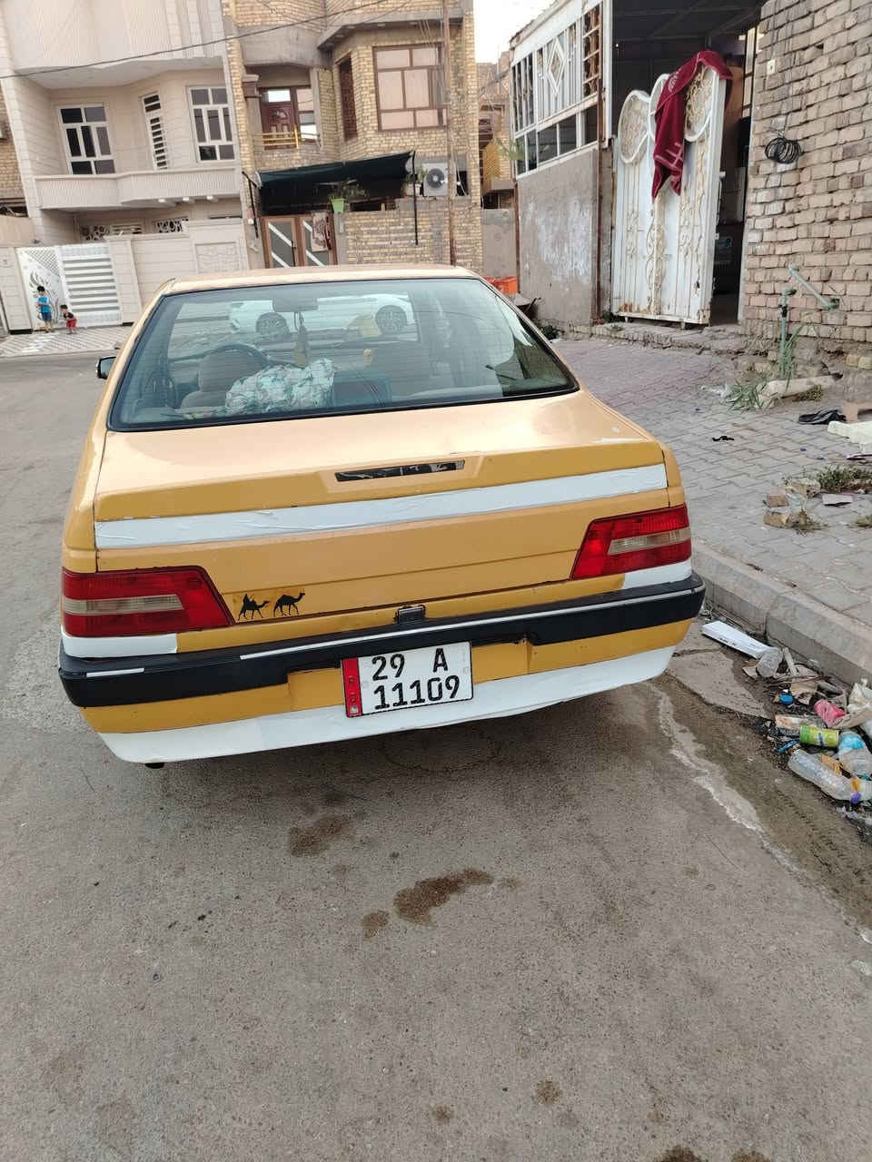 بيجو لميس 405 مديل 2010محرك وكير فرنسي رقم نكليزي تحويل مباشر سياره ما نقصه شي بس جامه كدام مفضره ضربات بصيطه بيه مصلحه مصفره هيه وغرامات باقي تفاصيل عله خاص او تصال ///*********** مكان واسط سعر. 23.

