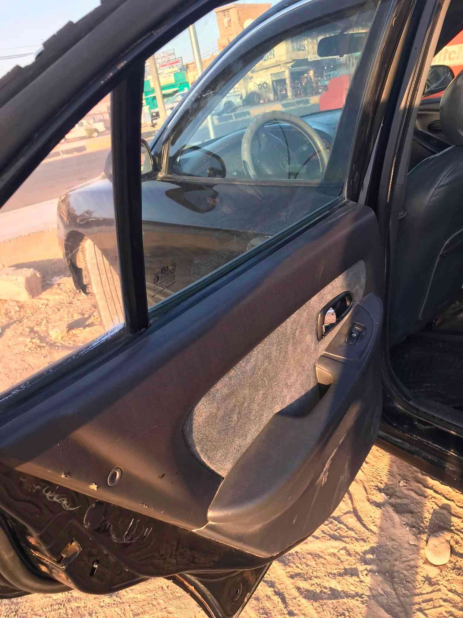 السلام عليكم 

النترا هيونداي للبيع سياره خير من الله مكينه تخبل 2000 تبريد تخم تاير مصبوغه عام 
مديل 2001
السعر 55$قفل 
للاتصال  ***********
***********
ديالى كنعان
