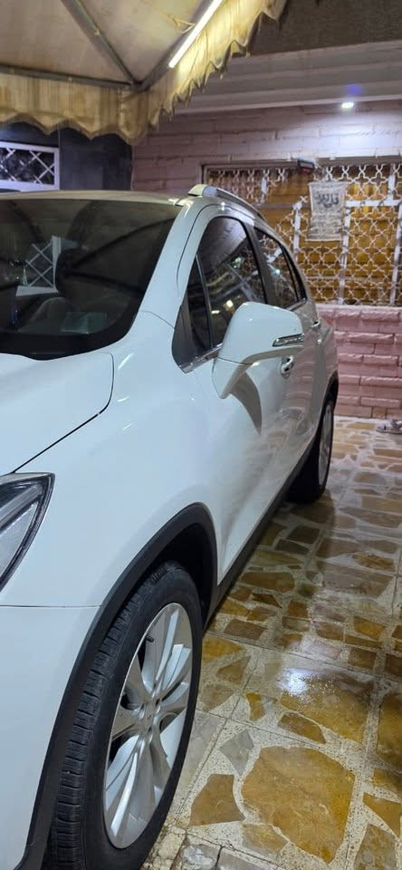 شوفرليت تراكس  بريمير 2018 خليجي وكاله المنصور 

السياره فول مواصفات بريمير 1/1 سلايد لايتات امامي خلفي لد  كشن كهرباء حساسات وكامره وشاشه كار بلي واندرويد اوتو بلاديه مو عمل سياره بيها تخم هانكوك مكفوله من صبغ والبارد والتعديل مكينه 1800 تنفس طبيعي بدون توربو نوزل عادي بدون دوانز  السياره من هيه زيرو عدنا  السياره ماشيه 33 الف كيلو متر صيانه كله بشركه سياره برغي ما بيها ناقص بعدها على البلاد مملعوب بيها ابد ولا برغي تبريدها ثلج  السعر 13,700$ السعر قابل للتفاوض تعال شوف السياره واحكم  مكانها بغداد  حي الجهاد / الاطباء 
*********** 
عماد
