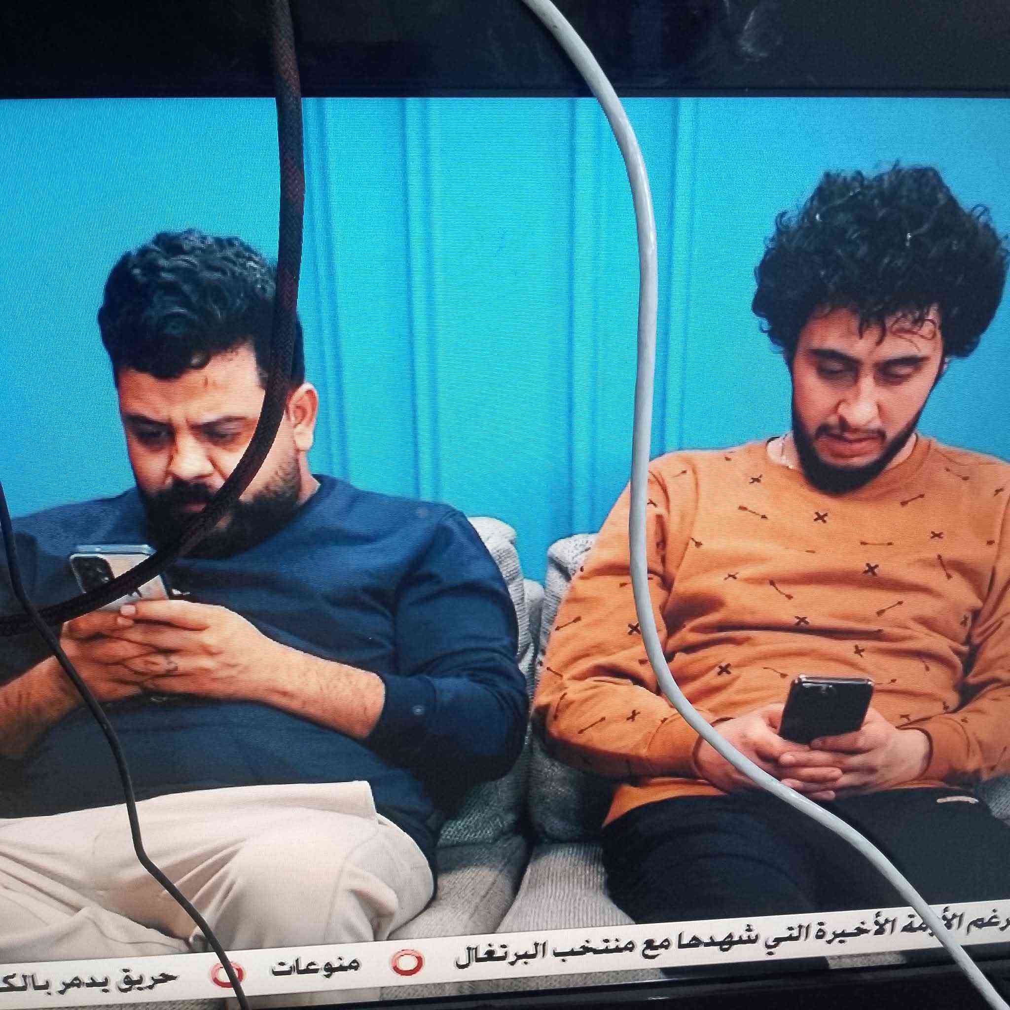 شاشة ٣٢ • شغالة • ما بيها نت