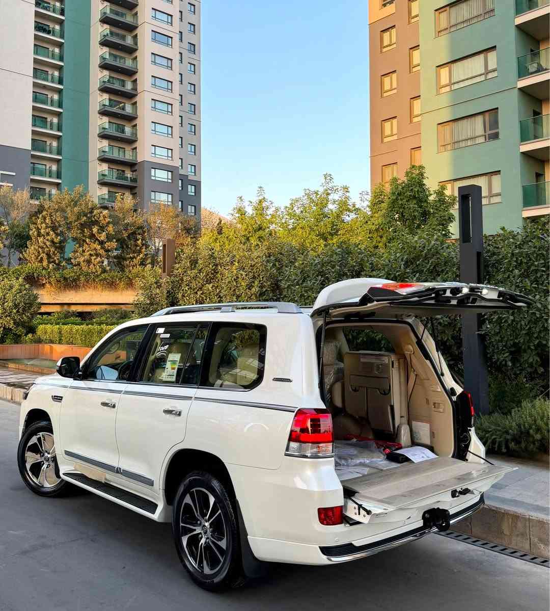 Land cruiser GXR 2021 V6 37,000km
 ‏Grand turing
لاندكروزر 2021  GXR
‏‎ملاحظە : الاخوان رجائن بس بیع نقد بدون مراوس🫡

ماشاالله سياره كارتونيه لوك لوك شرط
سياره زيرو شريكه ساز باب اولا (بريمي)
سياره زيرو شريكه تويتا عيراق ساز 
سياره مواصفات (بريمي ) درجه اولا 

شرط الفحص كفاله عامة من جميع النواحي لا شخط لا رصعه لا رمل لا بارد لا صبغ ابد جديده حيل الي يدور جديد ومناسب 

أخت زيرو بل كارتون كل عيراق نفص ماكو
‏‎لاندکروزر 2021 _ ساز باب اولا
‏‎💎محرک 8 سلندر (4,600)
‏‎⌛️ماشي 37,000 ألف كيلو شرط
‏‎💎   +سماعة بيلادي +فرشات بيلادي مجوود + داخل بيجي + غراضات كل موجود

‏‎💎 مكفولة كفالة عامة من الدعامية إلى الدعامية _ سياره كارتون لوك جديد 📦
‏‎ 💎 بدون صبخ .بدون بارد  ،بدون رصعات ،بدون حتى شخط . حتا رمل مابيها
‏‎دعاميات هم بدون صبغ ،رمل مابي ،لحية بدون صبخ ..بقية كلها بشرط

‏‎🧬فول فول مواصفات
‏‎شاشة كبير لمس كاميرا حاسة رادارات
‏‎كاميرات 3 شاشات سيلاد فتحة سقف 
‏‎كشن جلد كشن كاراباي شحن موبایل  8 اريباك تبريد مركزية
‏‎بصمة تشغيل عن بعد باب جاك سلاجة ليد زينون 
‏‎تحكمات ستيرن دبل فوليوم فورويل هوك
‏‎سيارة بها 2 بصمة من شركة جديد جدأ 
‏‎سيـارة عل نظافتها احسبها صفر زيرو

💎 تخم تاير دنلوب الاصلي

‏‎ 💎محرك كير بشرط مامفتوح
‏‎سيارة حيل نظيفة كلشي عل بلاد لوك
‏‎سنوية زنكة كلشي جديد  
‏‎باسمي السنوية بشرط تحويل و خرامة 
‏‎سيارة مابيـها دينار مصرف كامل من كل نواحي

‏‎♻️نفسي يوم /تحويل و وكالة حاظر رقم سلیمانیە
‏‎📍مكانك /داخل سليماني

‏‎☎️موبايل / ***********
💵سعر / 575$ ورقه السليمانية, العراق
