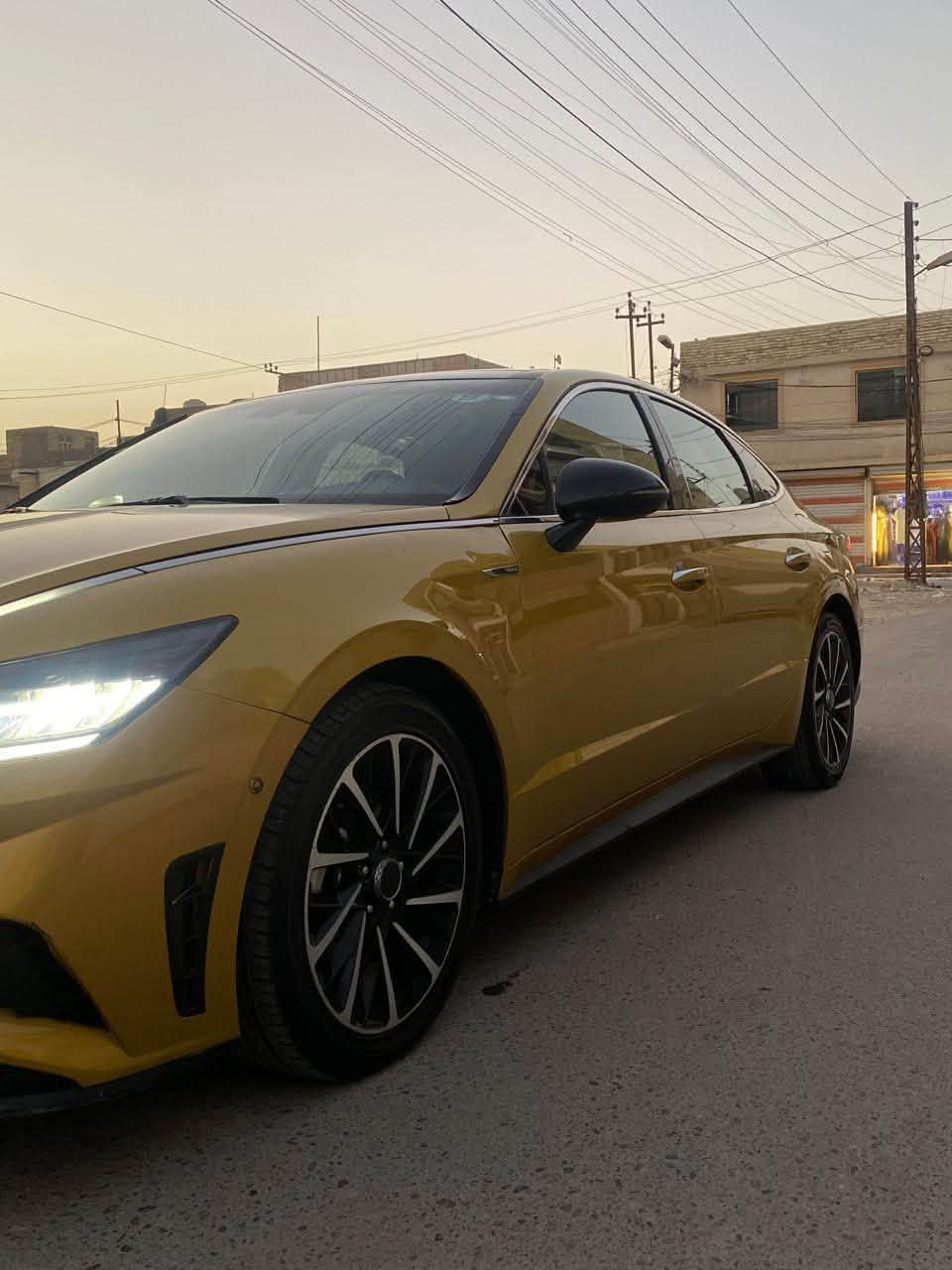 سوناتا 2020 لون ذهبي مميز  فول مواصفات ماشيه 72 ميل  تخم تاير جديد  تبريد تدفئه  مكينه   كير  خير من الله  سياره جديده 
ضرر السياره صفحه كامله 
العنوان بغداد  الدوره   
غير متواجد عل فيس مكلف بالنشر  الرقم بي وتساب
***********
