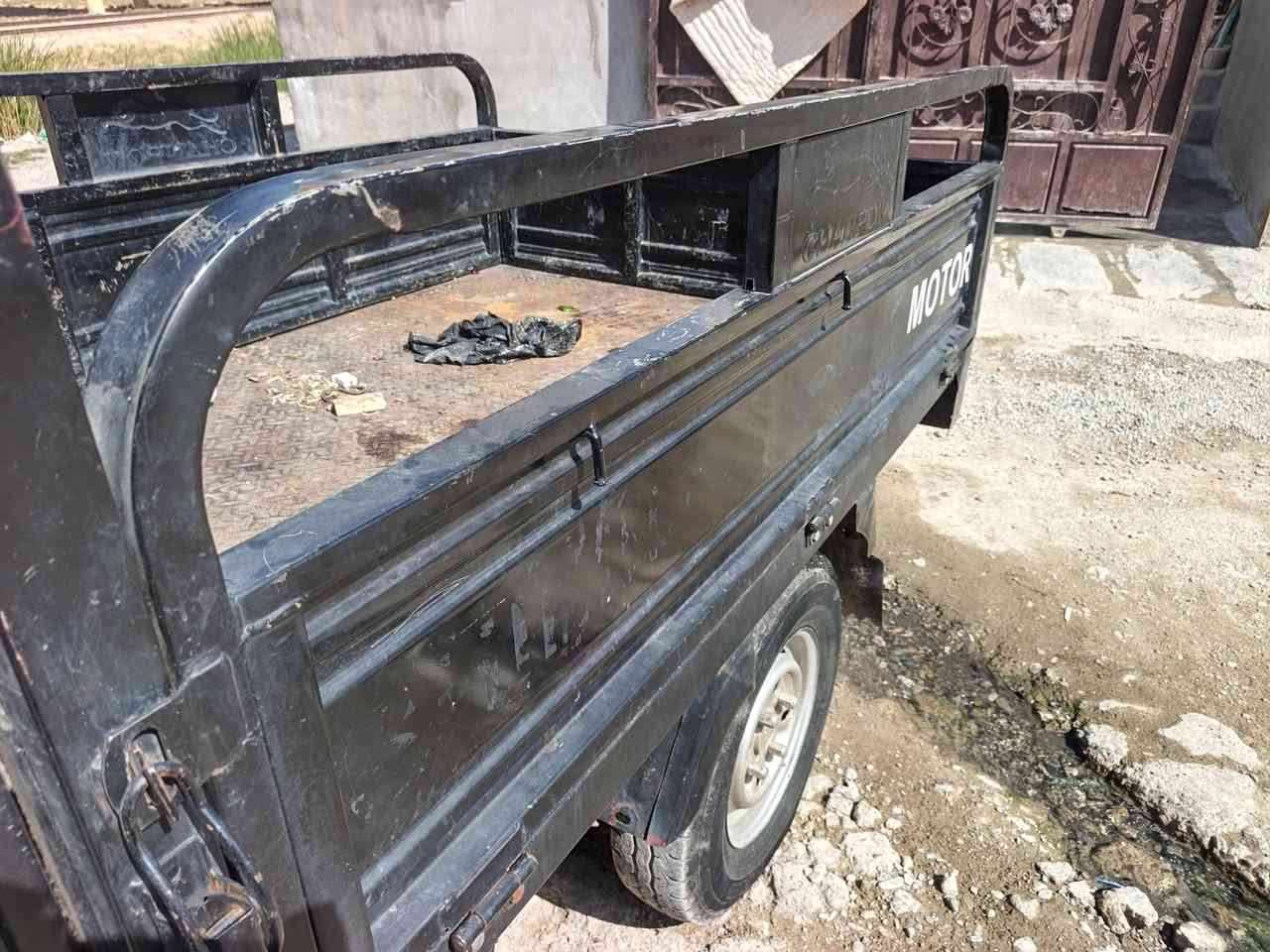 ستوته للبيع موديل 2020 عل بلاد
ركبه شرط محرك شرط كهربائياته كامله انطيها شرط 

سعرها مليون و 200 

يرهم مراوس حسب الاتفاق وتحياتي للجميع

***********
