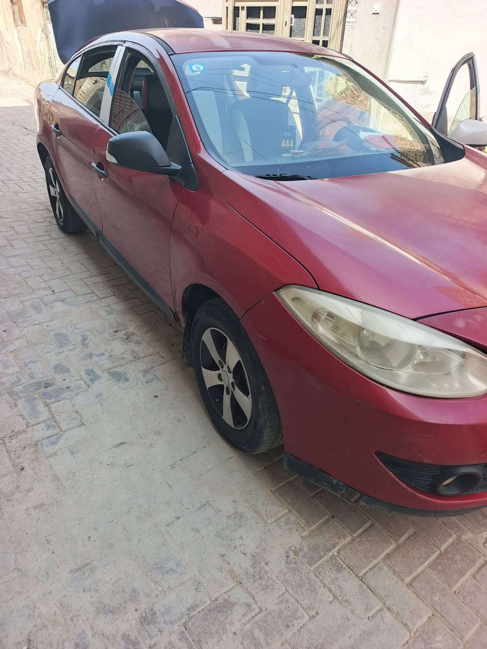 السلام عليكم
رينو فلاونس موديل 13 فرنسي رقم كربلاء للبيع او مراوس بتكسي حتلوه انطي فرق 
كير مكينه جاهزات خير من الله وين مايعجبك اطلع
بيها قبق جنطه مبدله وبس لايت زنون ابيض تخم ويل كب 
غرفتها واسعه ونظيفه 
السعر 57وبيها مجال ***********
مكانها طوريج قرب شركه الافراح
