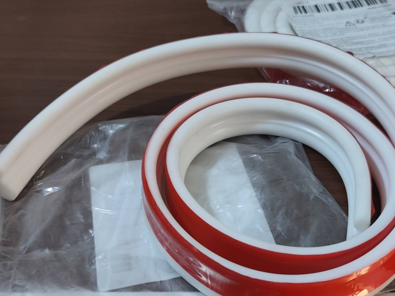 شريط زاوية • PVC مطاطي • طول ١م
