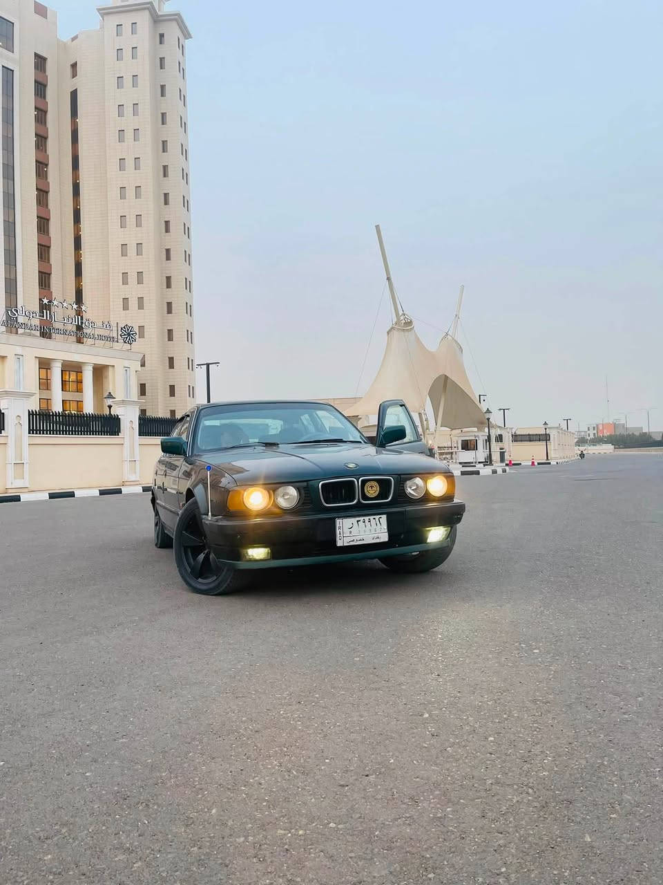 السلام عليكم BMW/535/مفتوح رقم بغداد باسمي  سياره عايزها ملاحظات ***********
سعر ٤٥وبيها مجال
